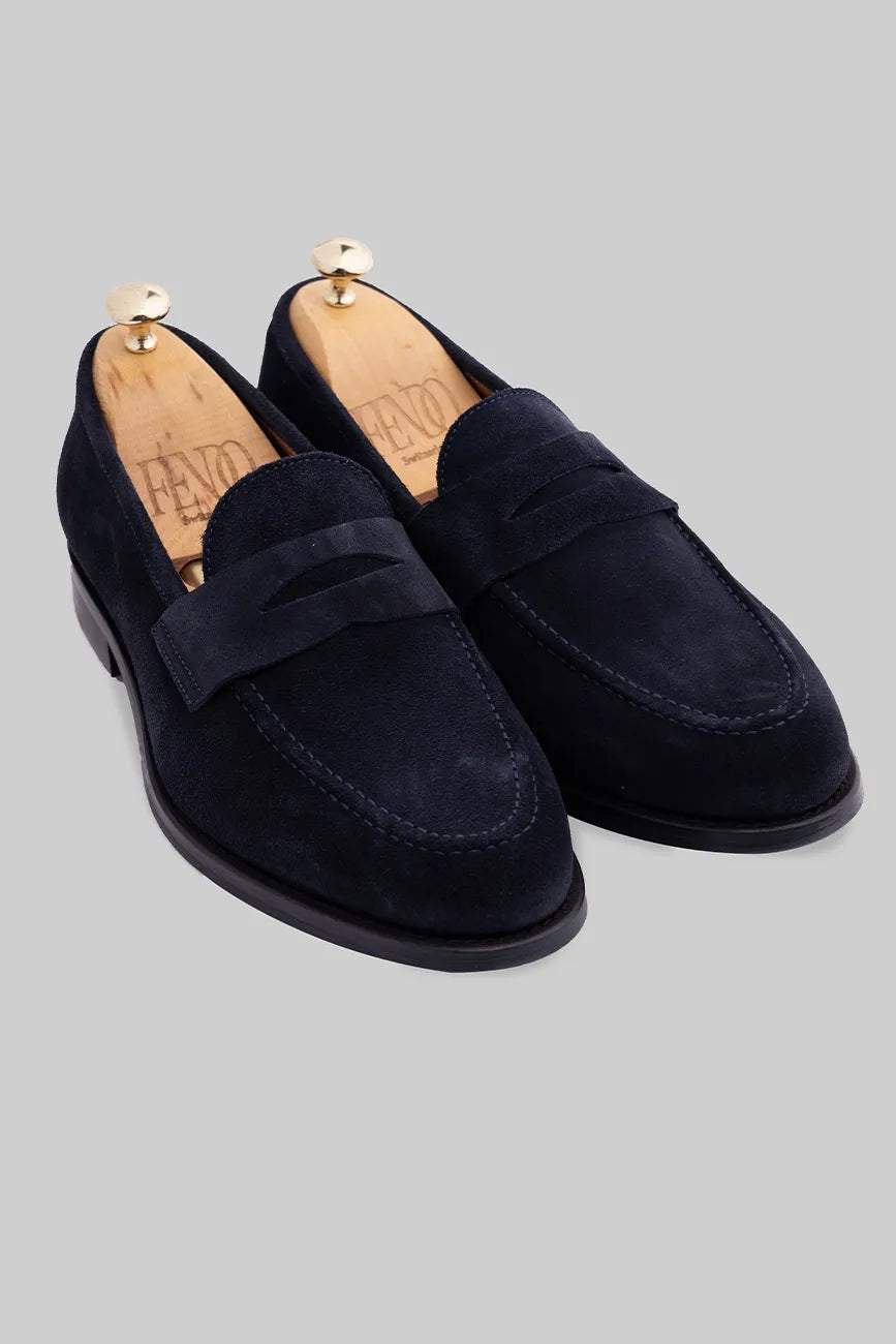 Penny Loafer aus marineblauem Wildleder