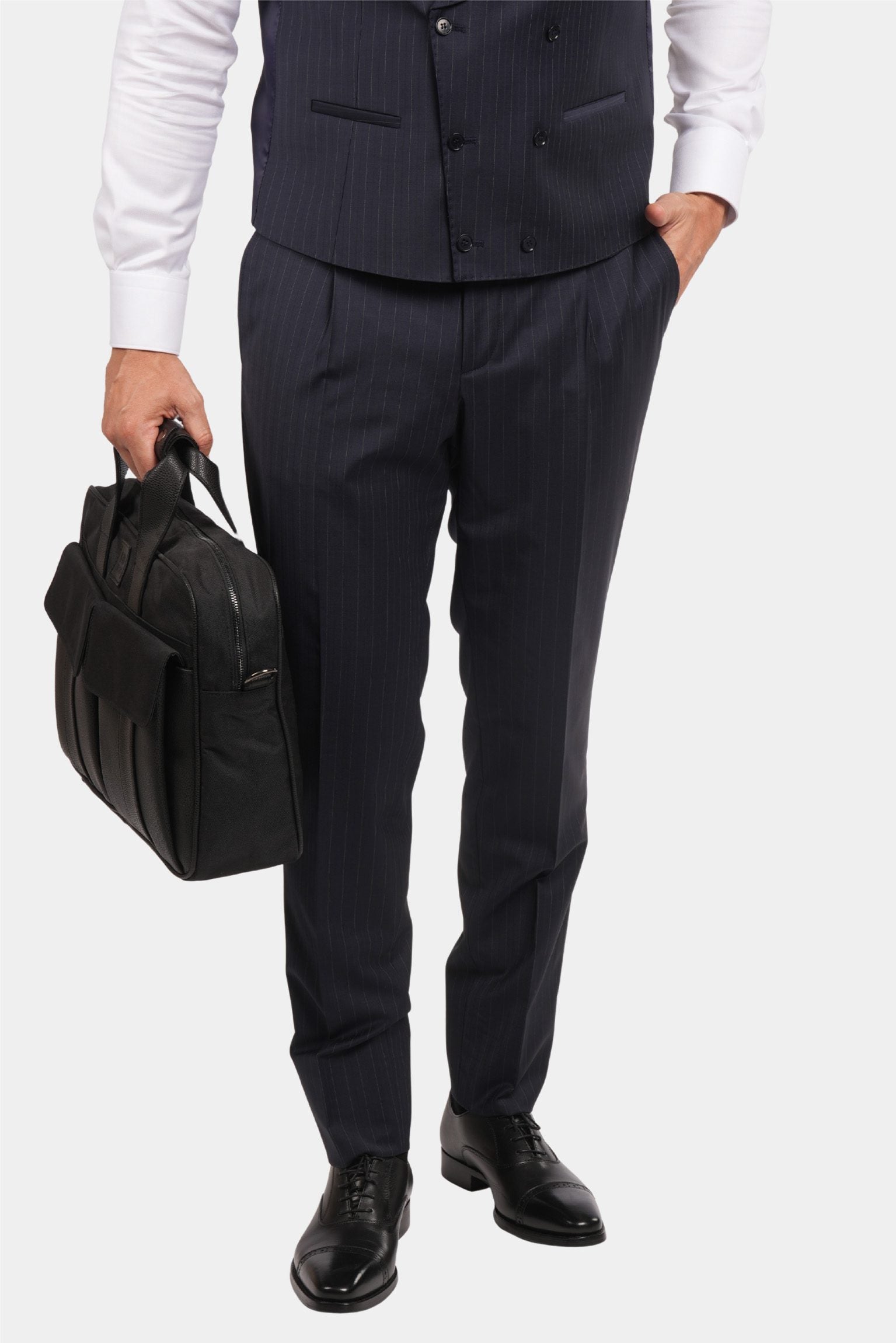 Dunkelblauer Nadelstreifen Slim Fit Dreiteiliger Anzug aus Wolle
