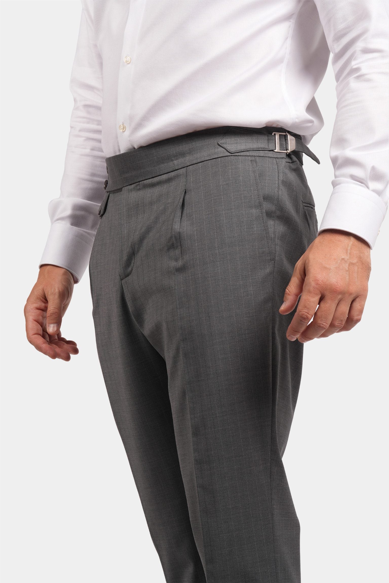 Grauer Slim Fit Zweireiher Anzug aus Wolle