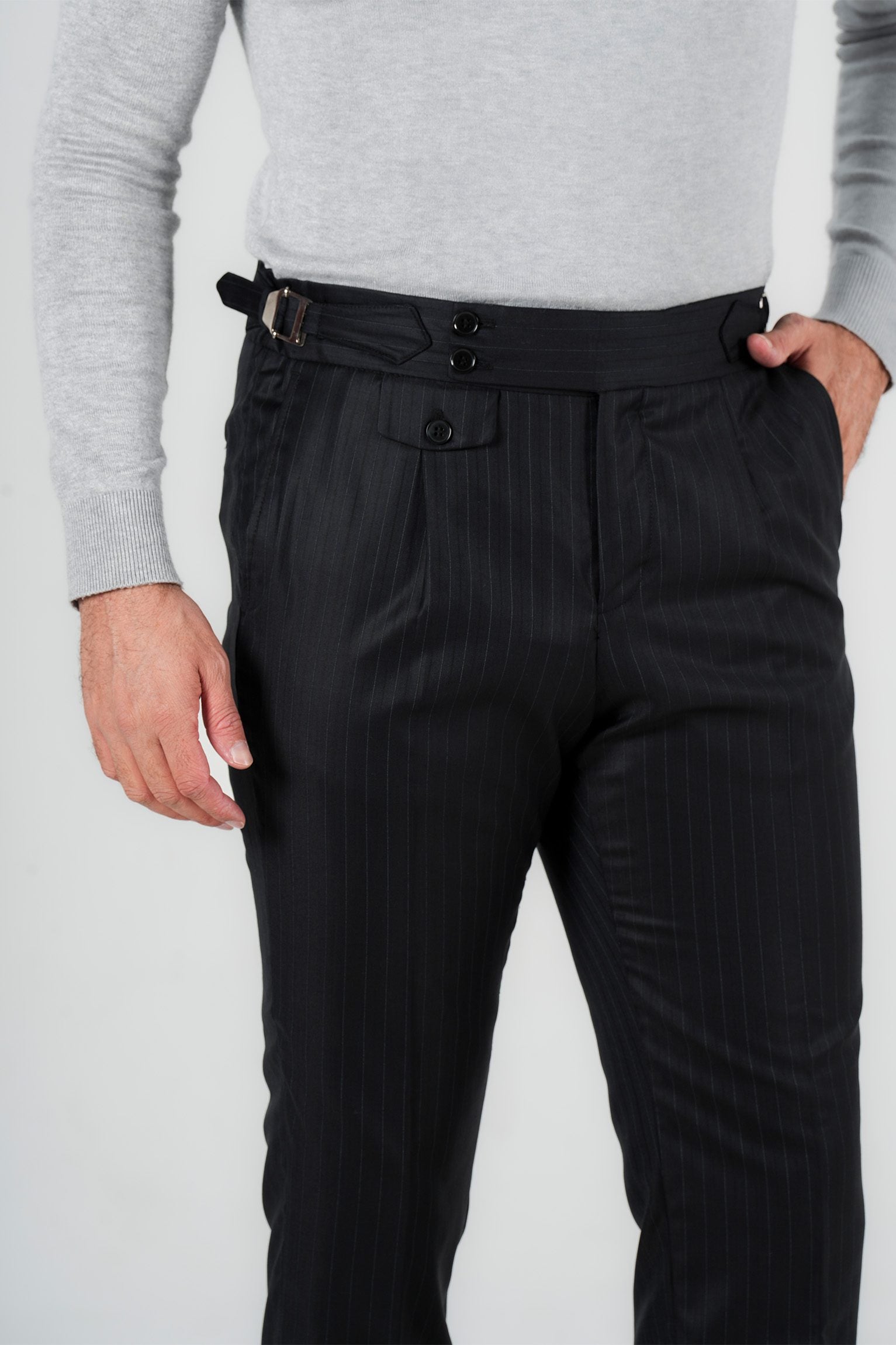 Dunkelblaue Nadelstreifenhose aus italienischer Marina Wolle Tailored Fit