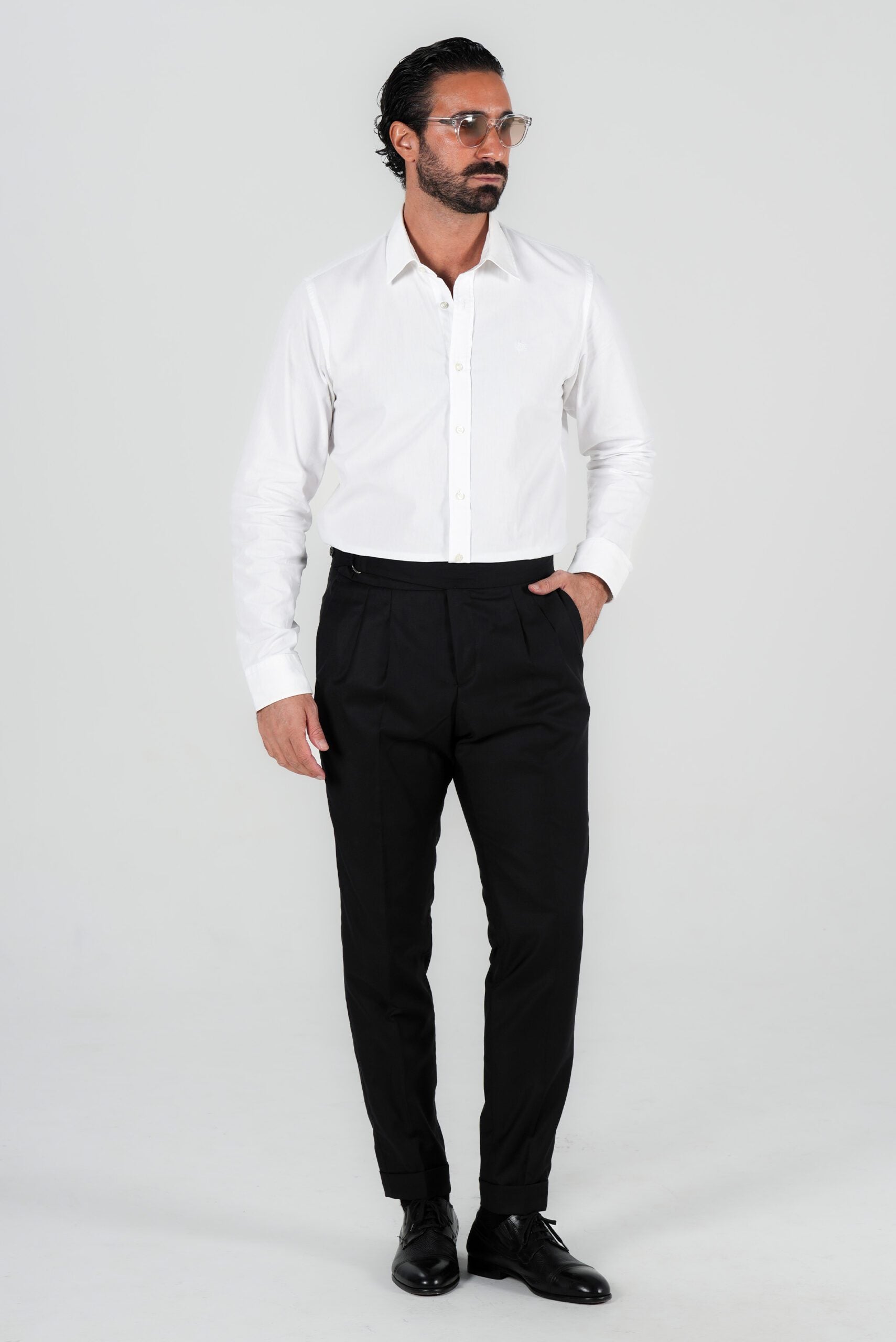Schwarze Hose aus italienischer Wolle Tailored Fit