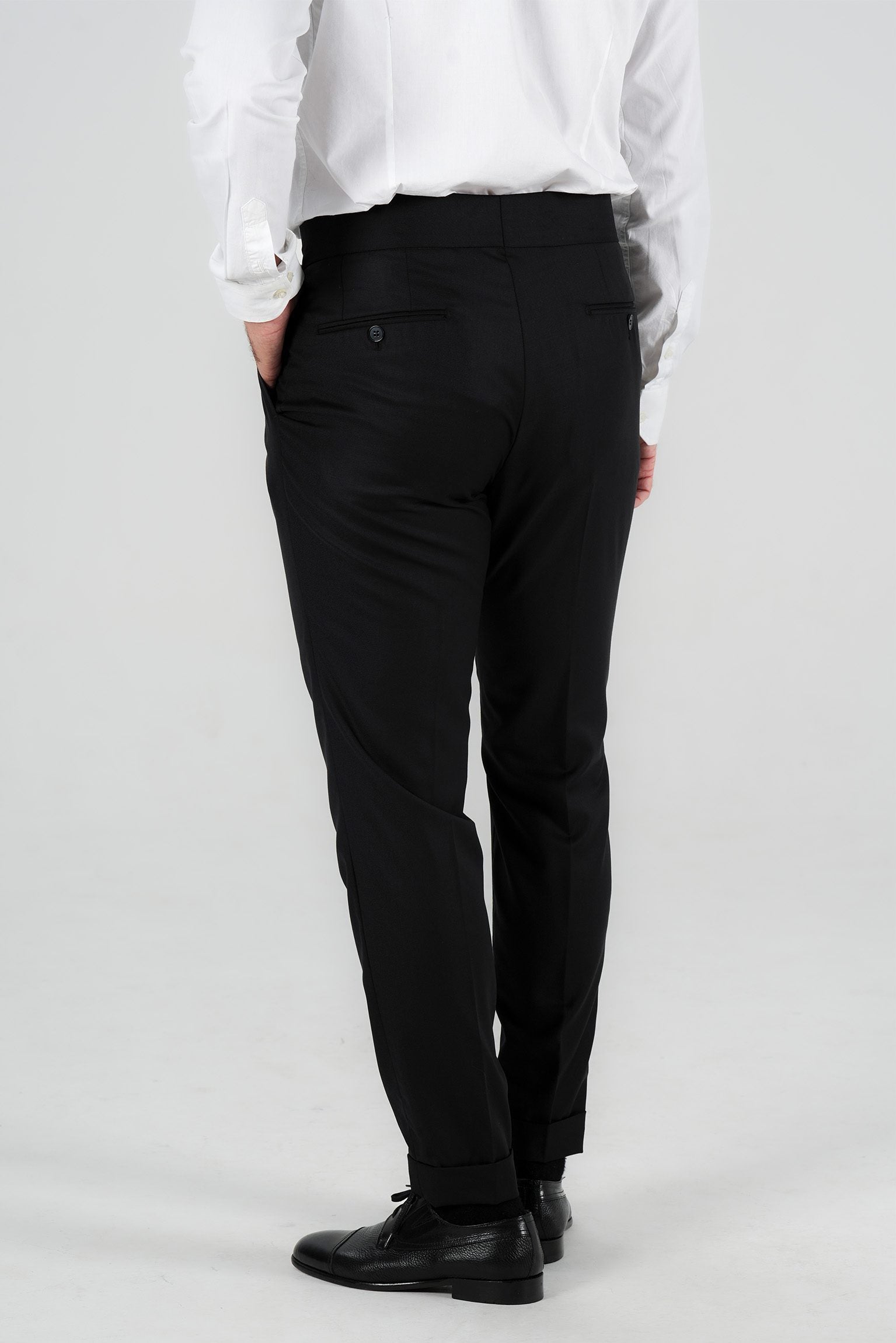 Schwarze Hose aus italienischer Wolle Tailored Fit