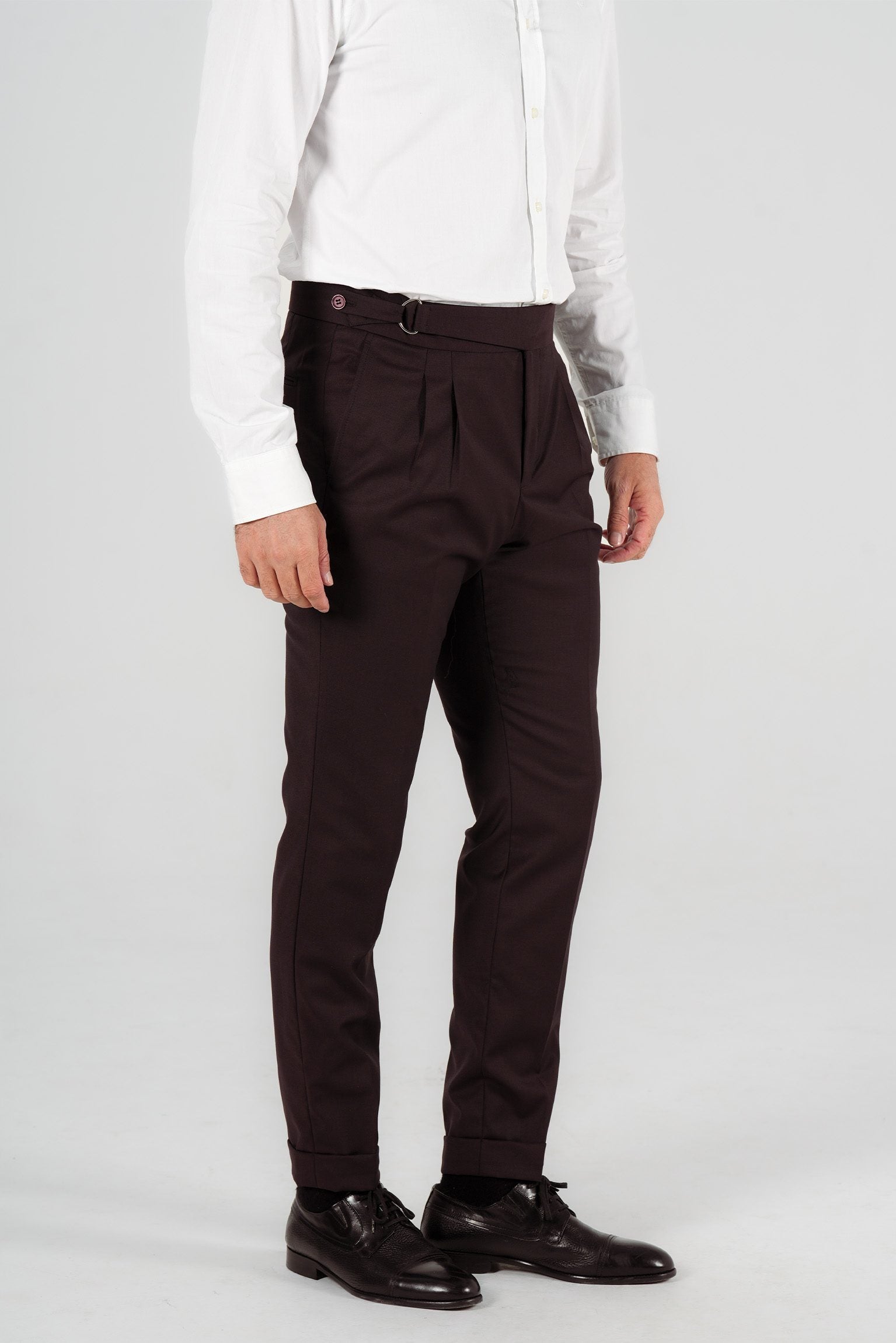 Wine-red trousers made of Italian wool, tailored fit