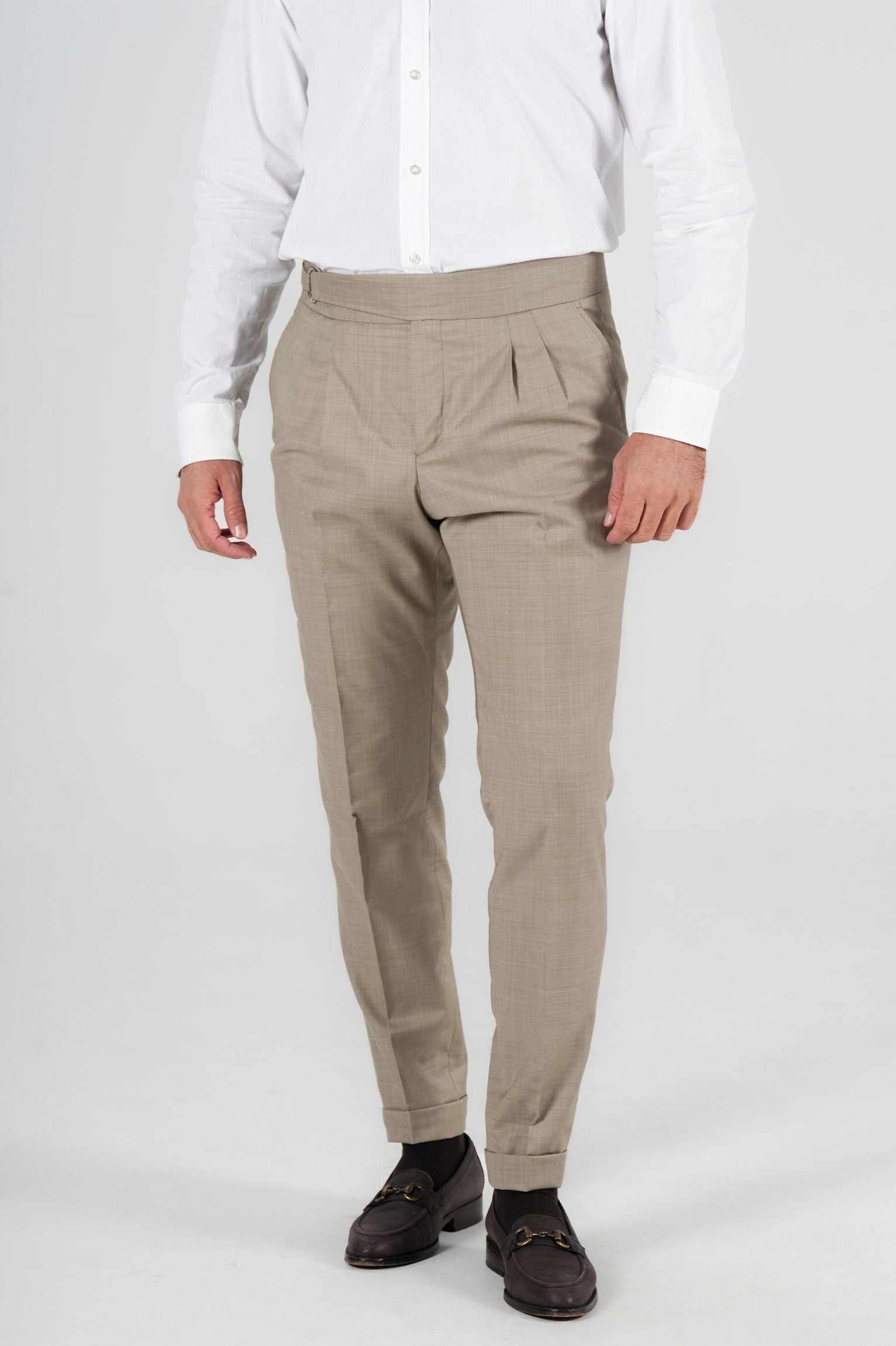 Beige trousers made of Italian wool, tailored fit