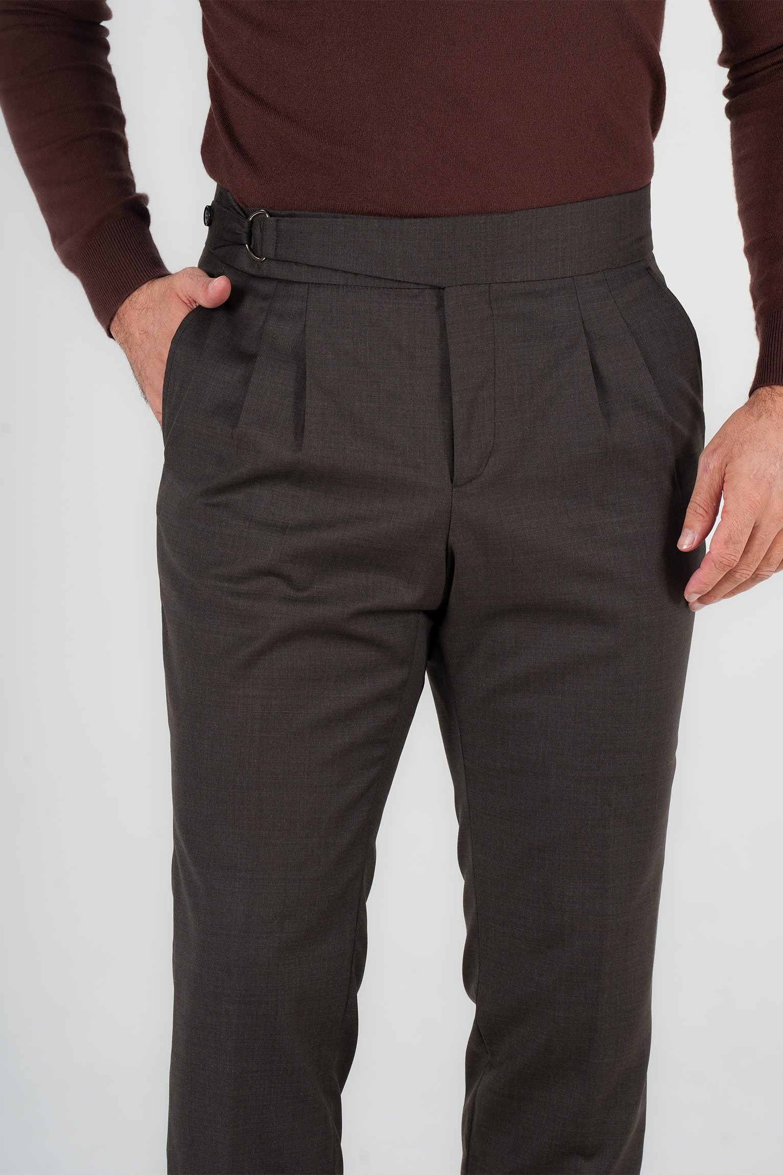 Braune Hose aus italienischer Wolle Tailored Fit