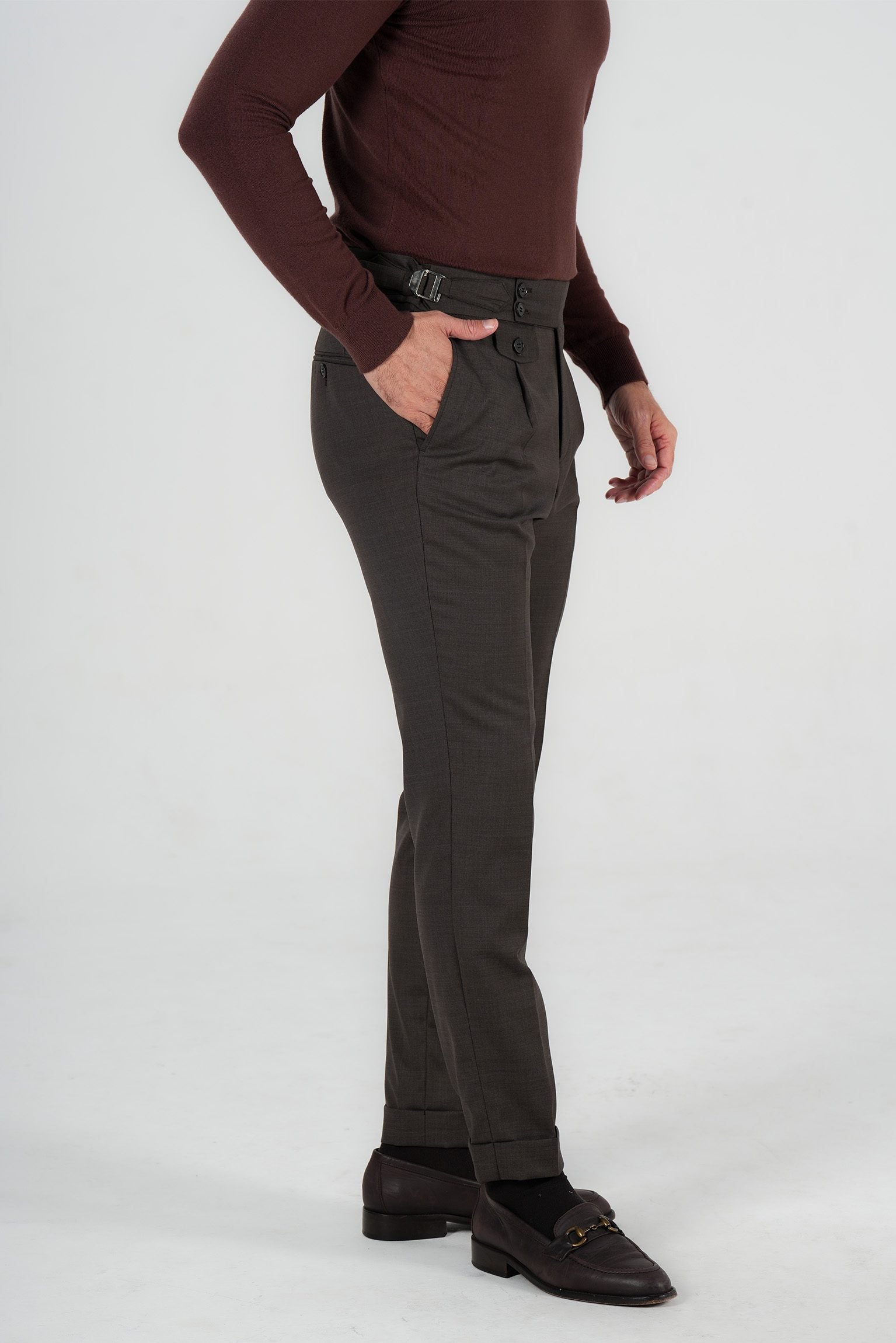 Braune Hose aus italienischer Wolle Tailored Fit