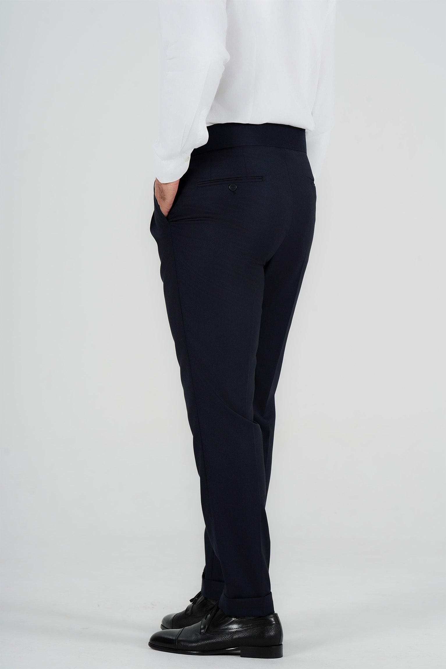 Mittellblau Hose aus italienischer Wolle Tailored Fit
