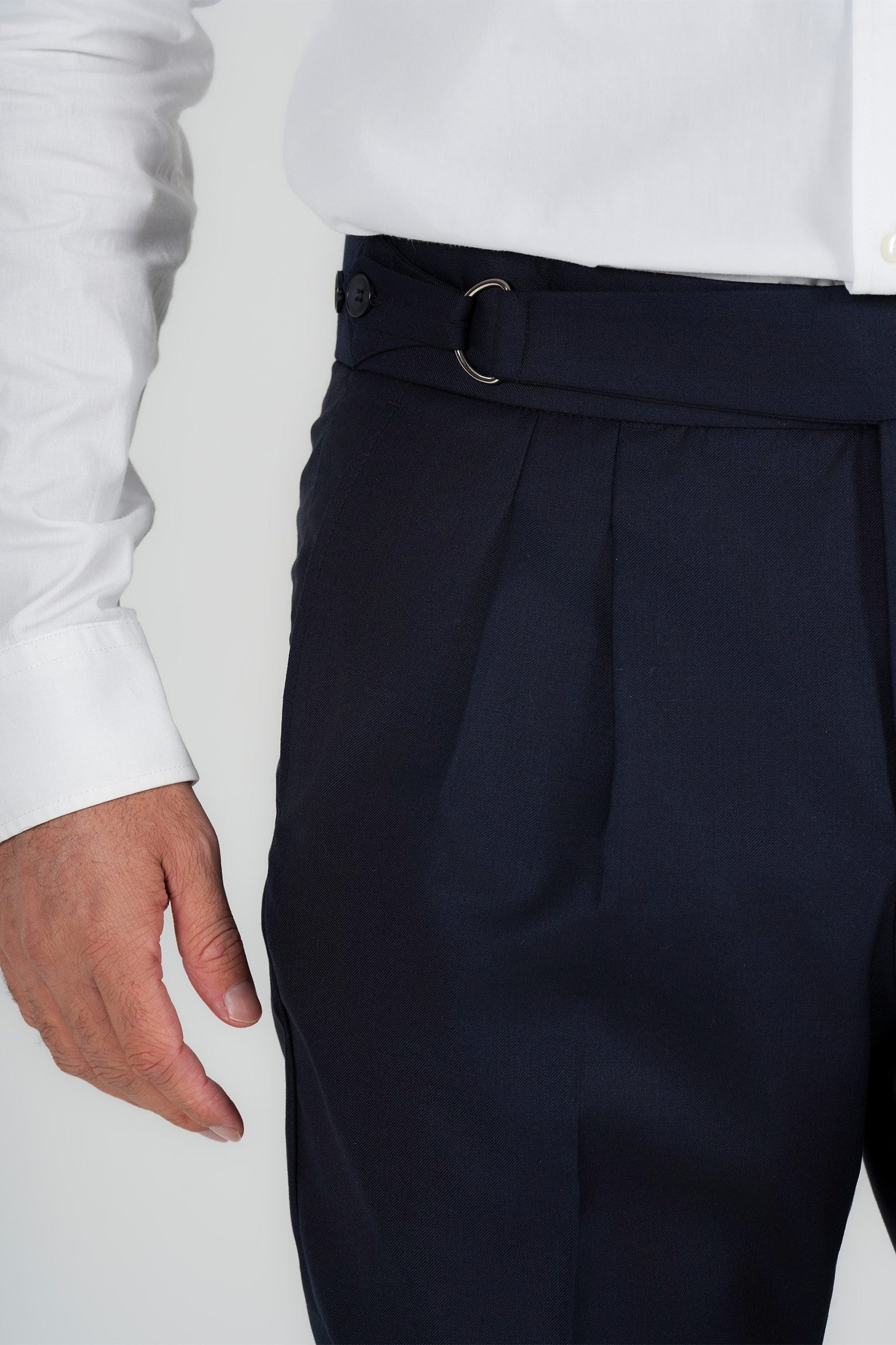 Mittellblau Hose aus italienischer Wolle Tailored Fit