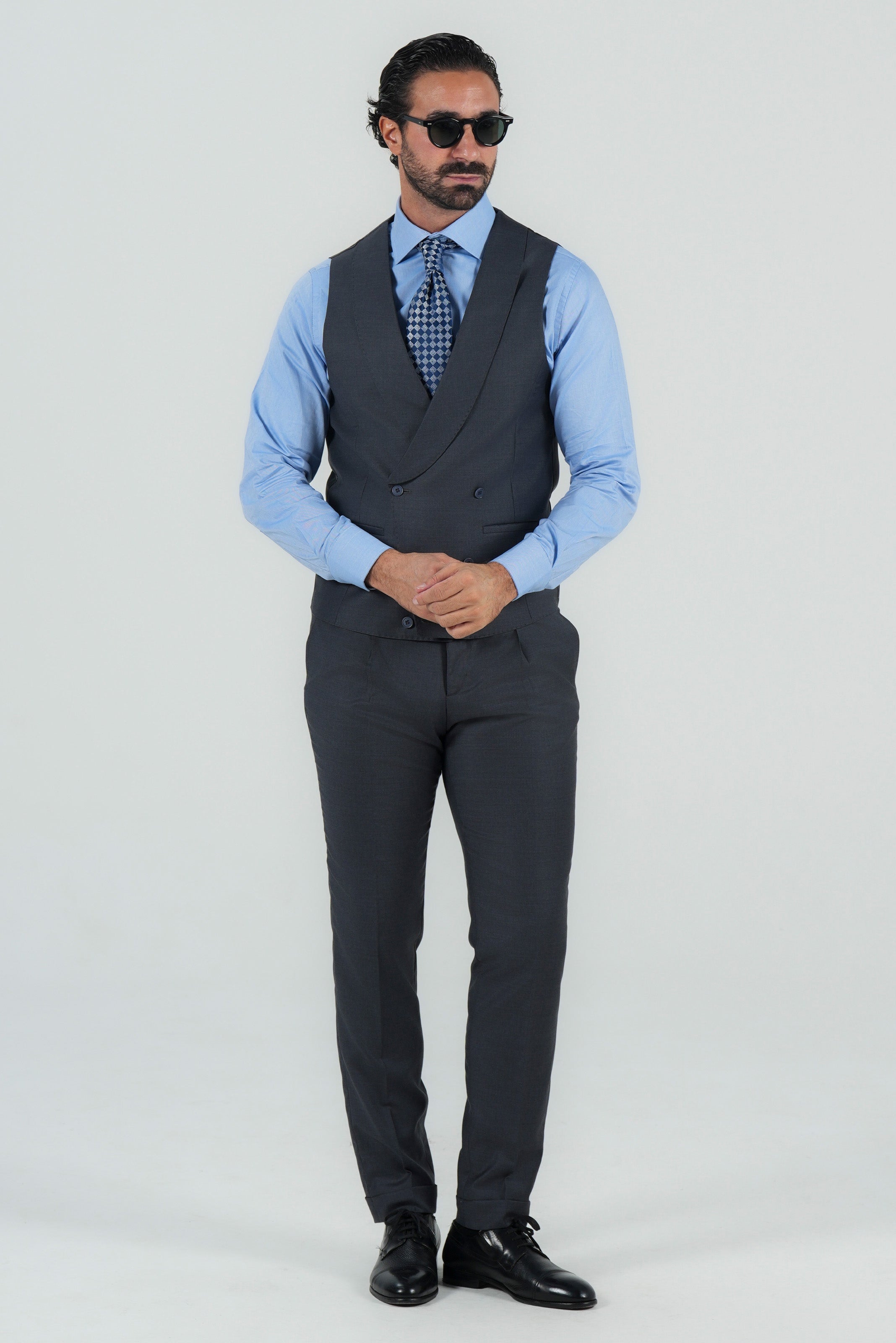 Grauer Dreiteiliger Anzug aus italienischer Marina Wolle Slim Fit