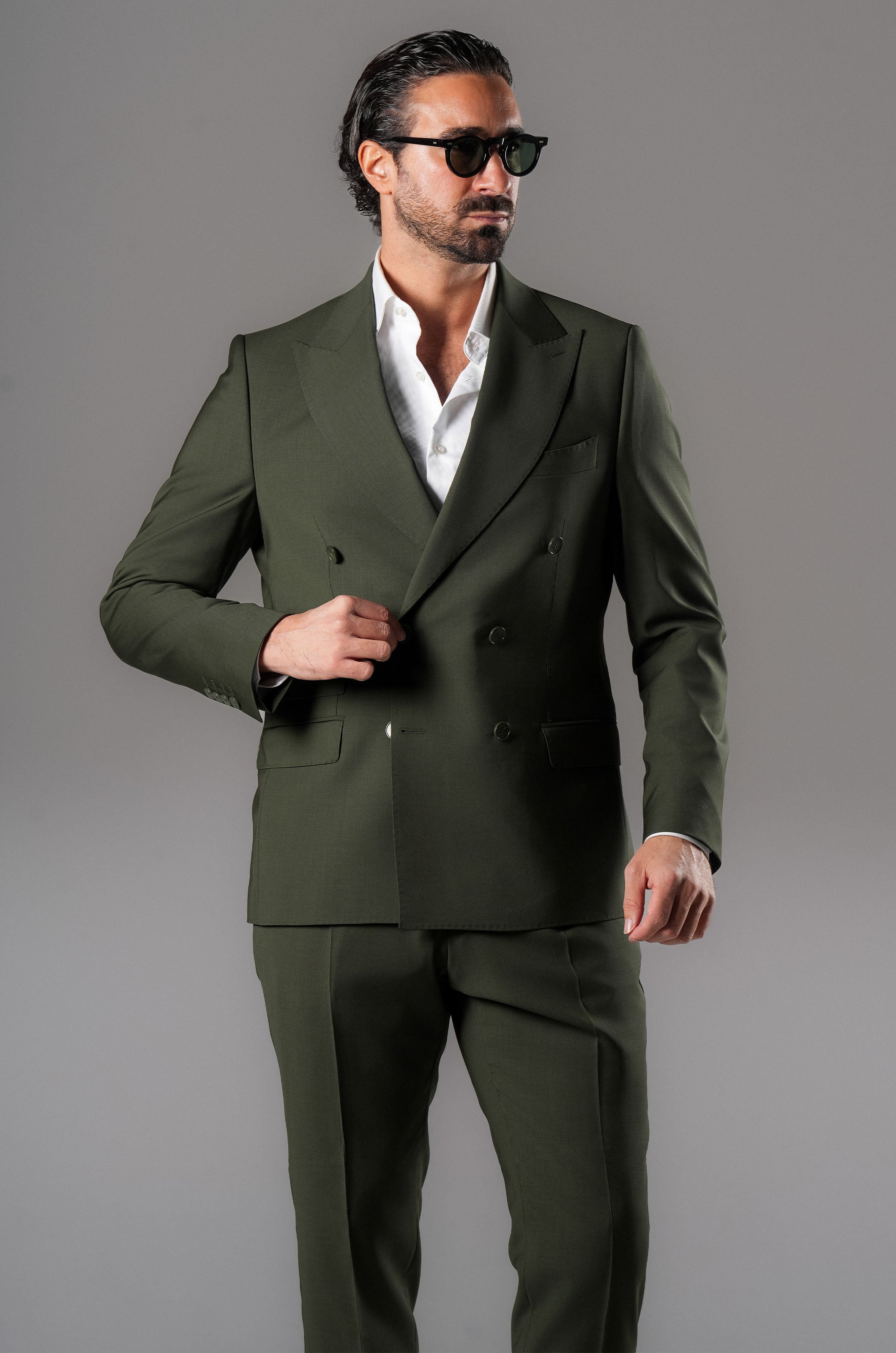 Grüner Slim-Fit Zweireiher aus Wolle