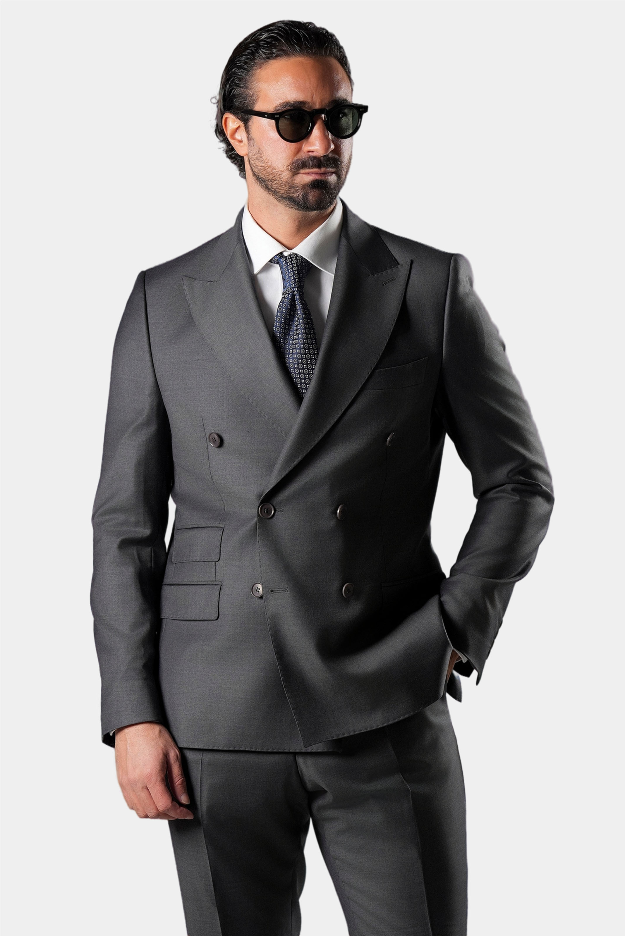 Grauer Slim-Fit Zweireiher aus Marina Wolle