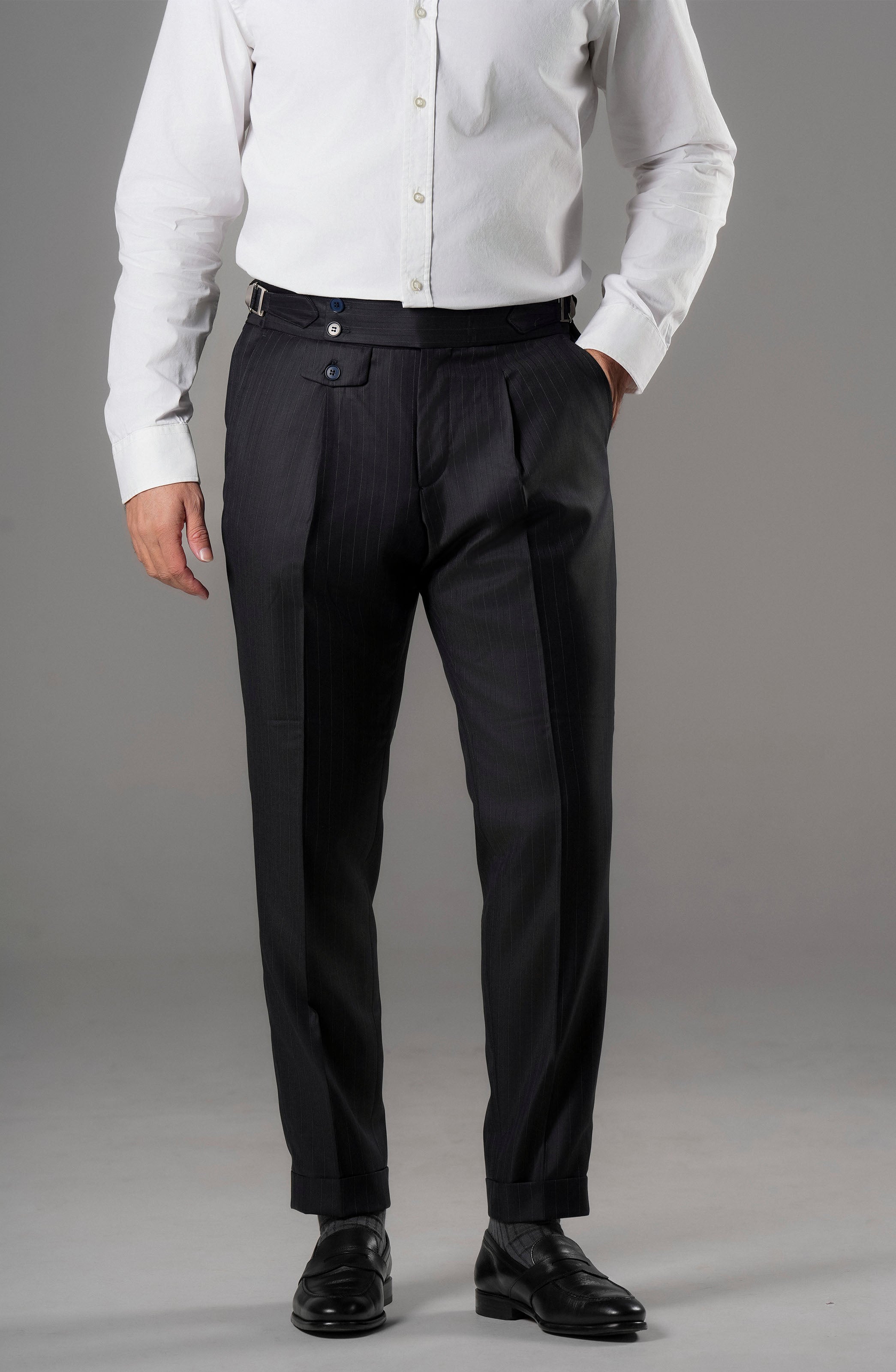 Dunkelblauer gestreifter Slim-Fit Einreiher aus Marina Wolle