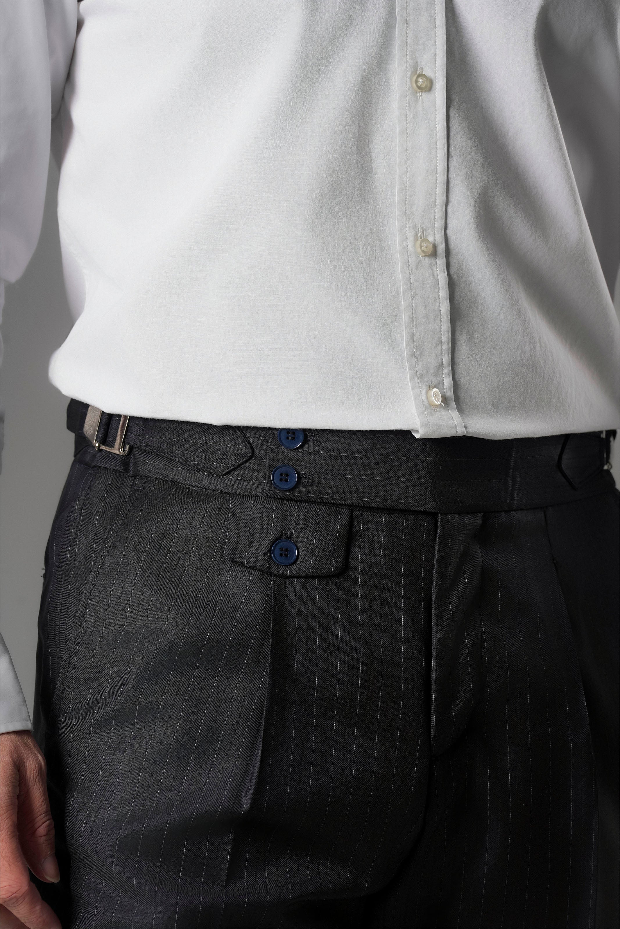 Dunkelblauer gestreifter Slim-Fit Einreiher aus Marina Wolle