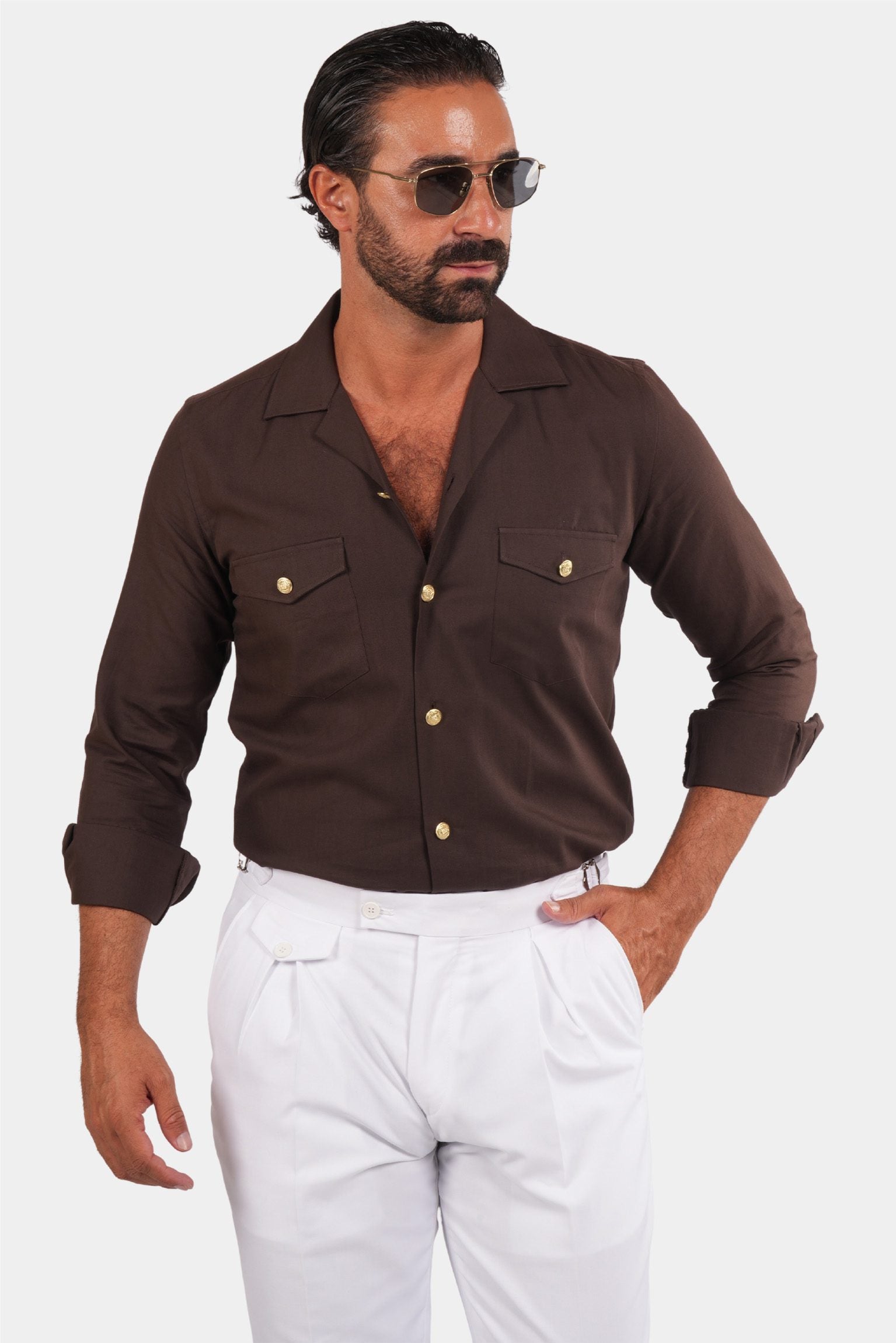 Braunes Safari-Hemd