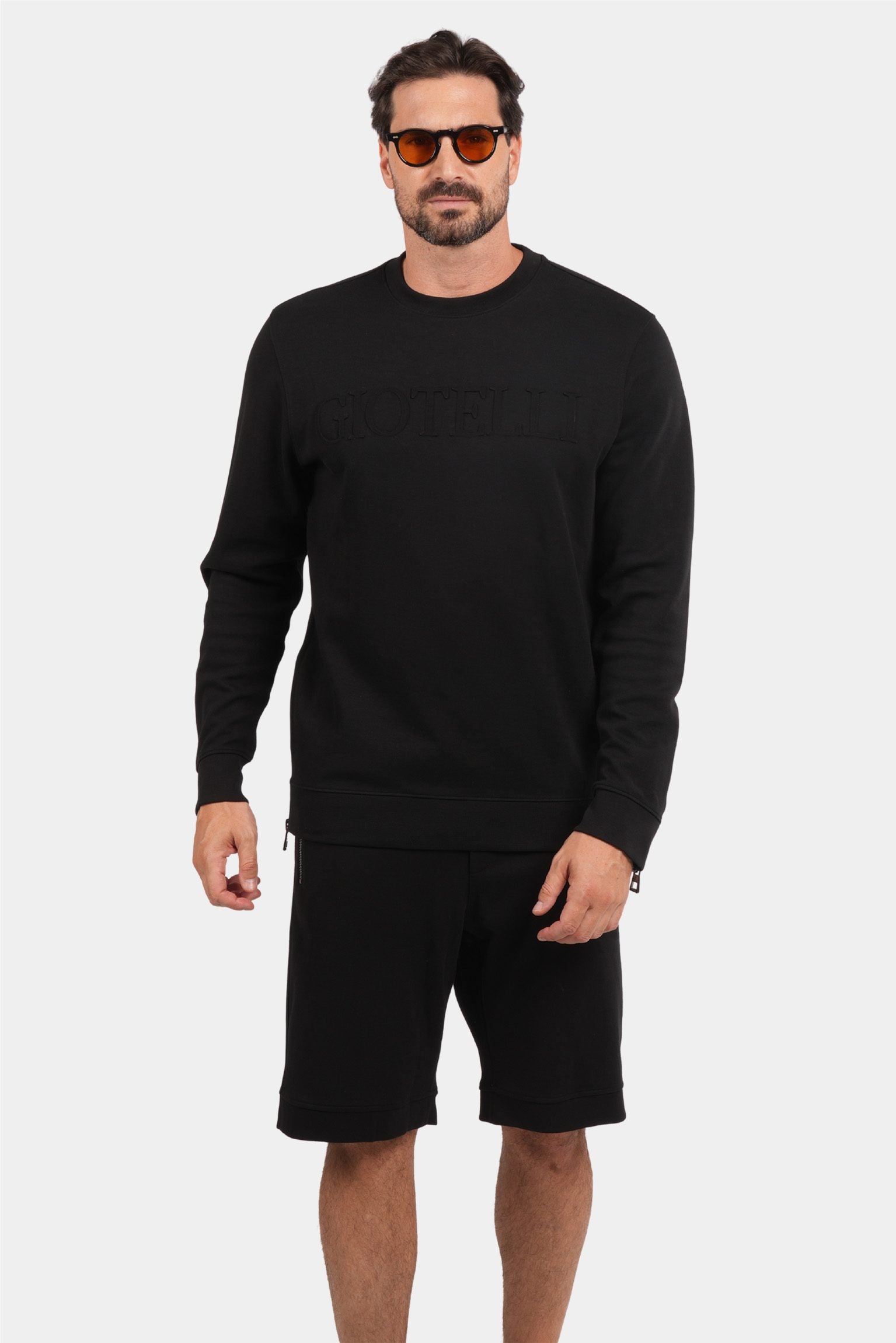 Two-piece men's tracksuit