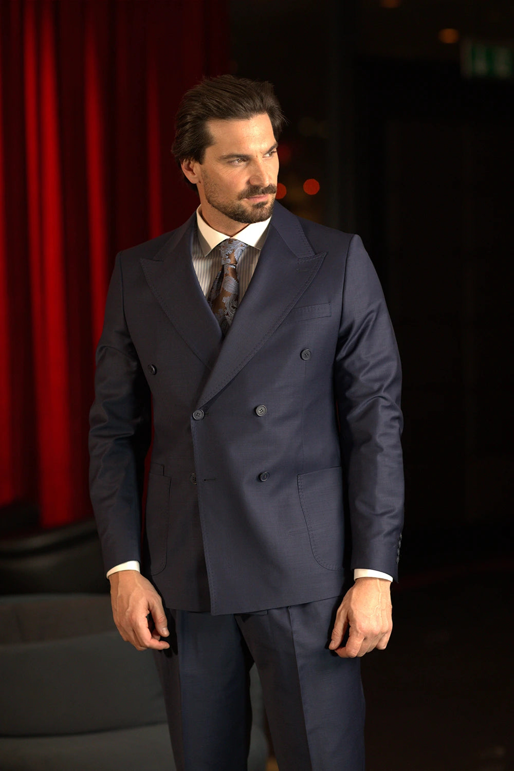 Navy blau Modern Fit Zweireiher Anzug