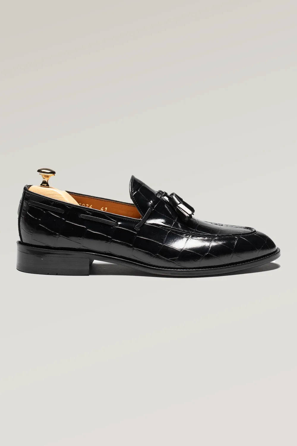 Schwarzer Buffalo Leder Tassel Loafer Schuh
