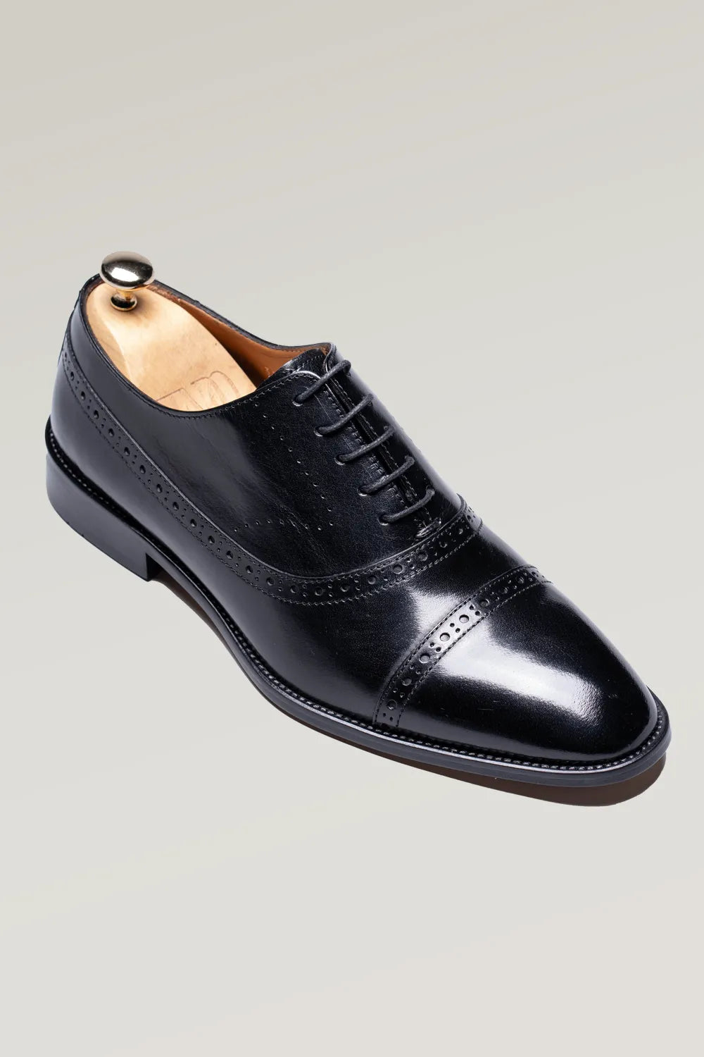 Schwarzer Büffelleder Brogue Oxford-Schuh