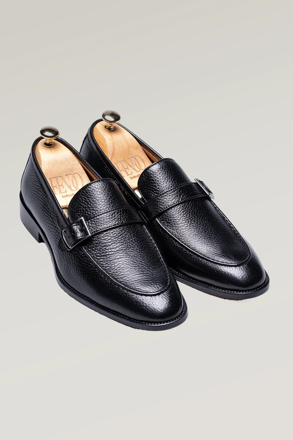 Schwarzer Hirschlederschuh mit Monk Strap
