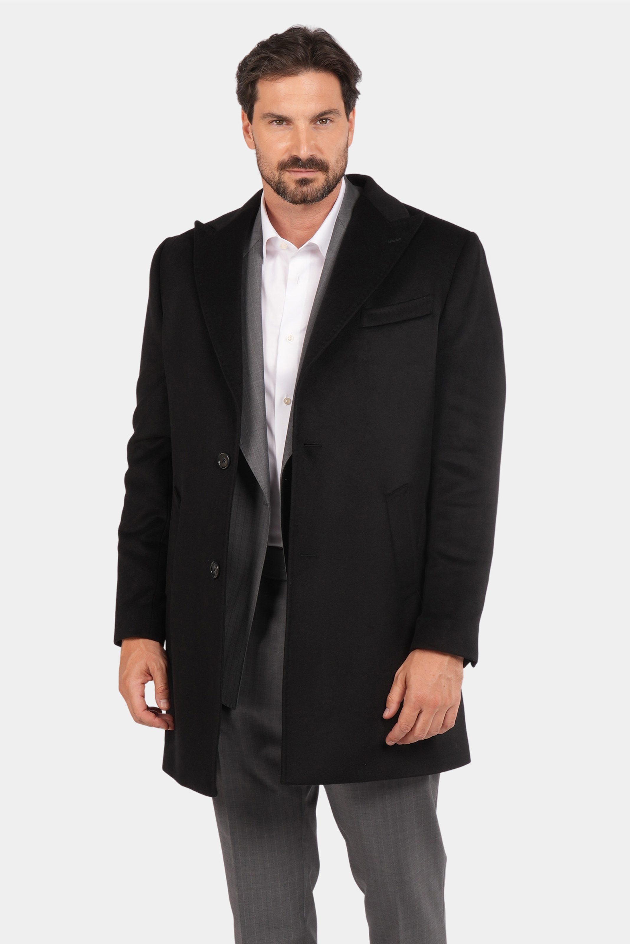 Schwarzer Italienischer Wollmantel