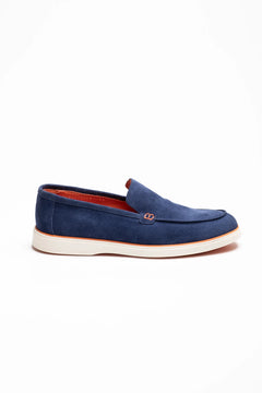 Blauer Loafer-Schuh aus weichem Wildleder