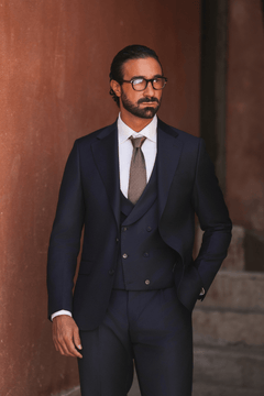 Dunkelblauer Slim-Fit Super 130’s Wollanzug mit Einreiher