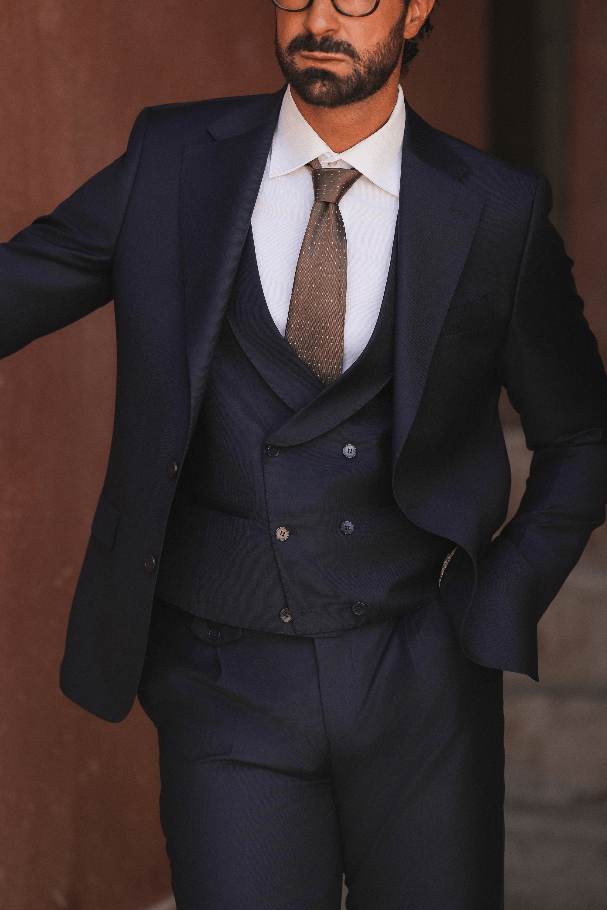 Dunkelblauer Slim-Fit Super 130’s Wollanzug mit Einreiher