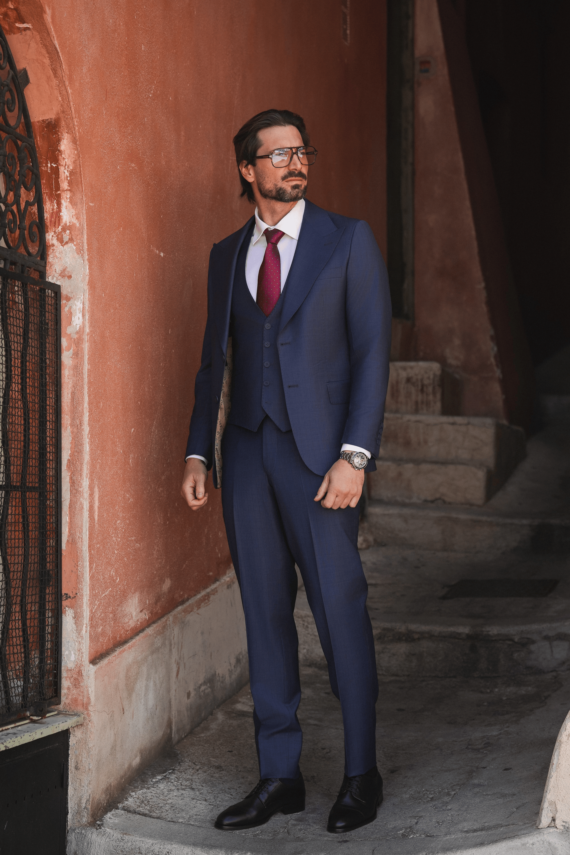 Navyblauer Slim-Fit Super 130’s Wollanzug mit Karomuster und Einreiher