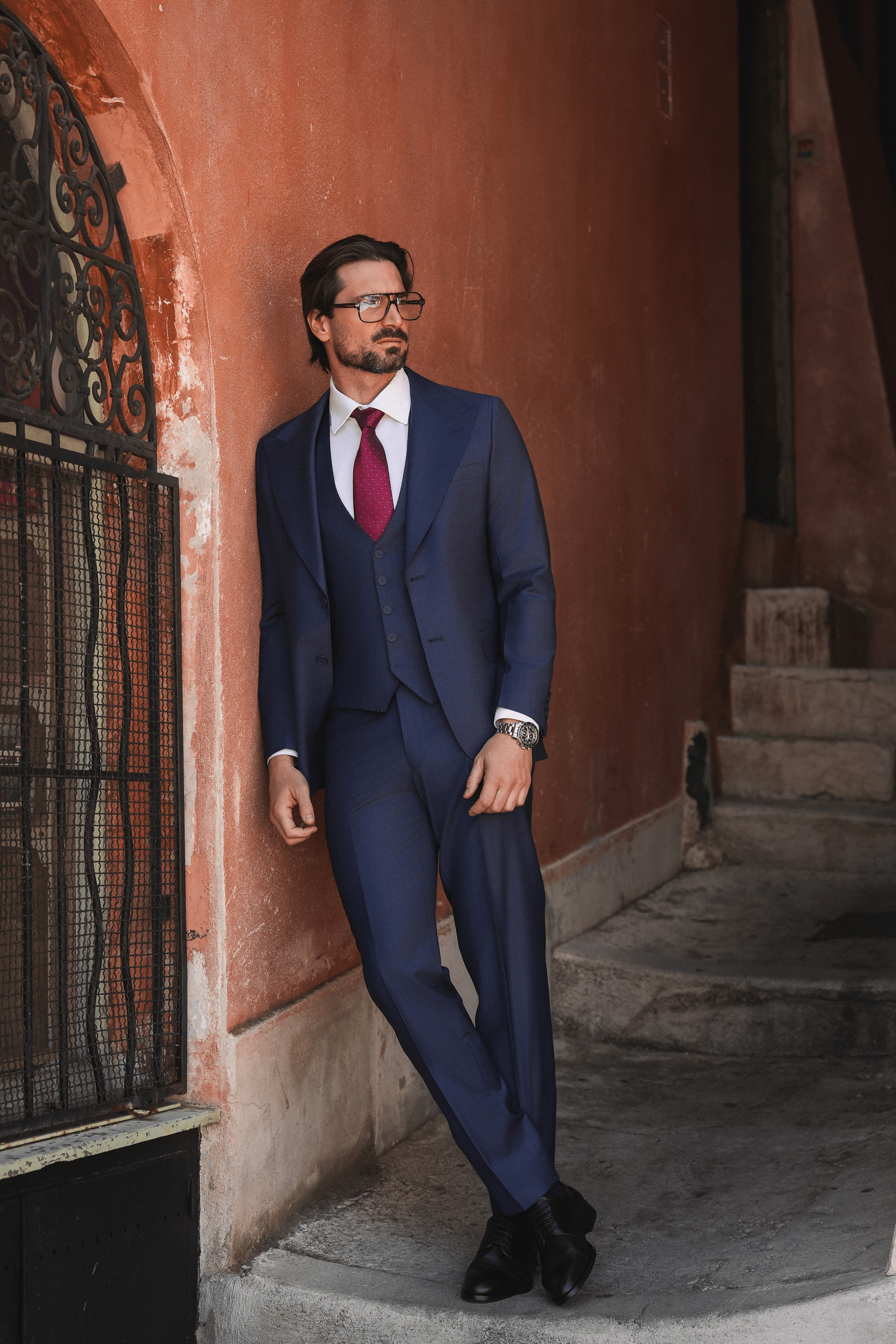 Navyblauer Slim-Fit Super 130’s Wollanzug mit Karomuster und Einreiher