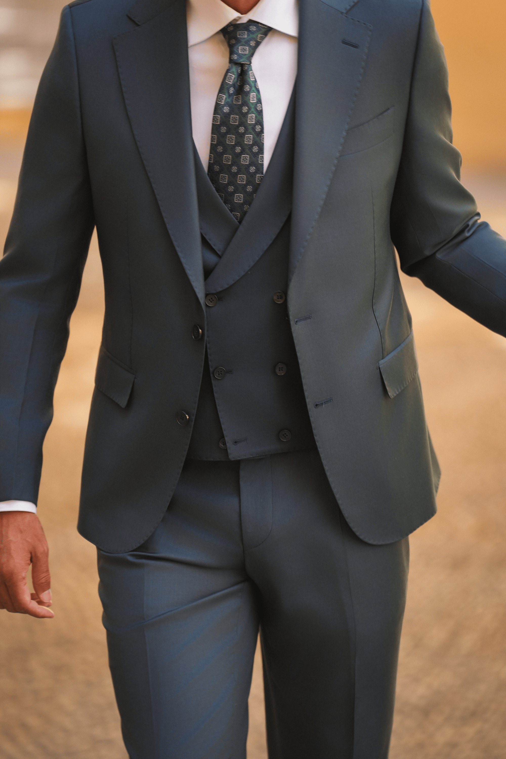 Dark Green Slim-Fit Super 130’s Wool Suit with Single-Breasted Jacket