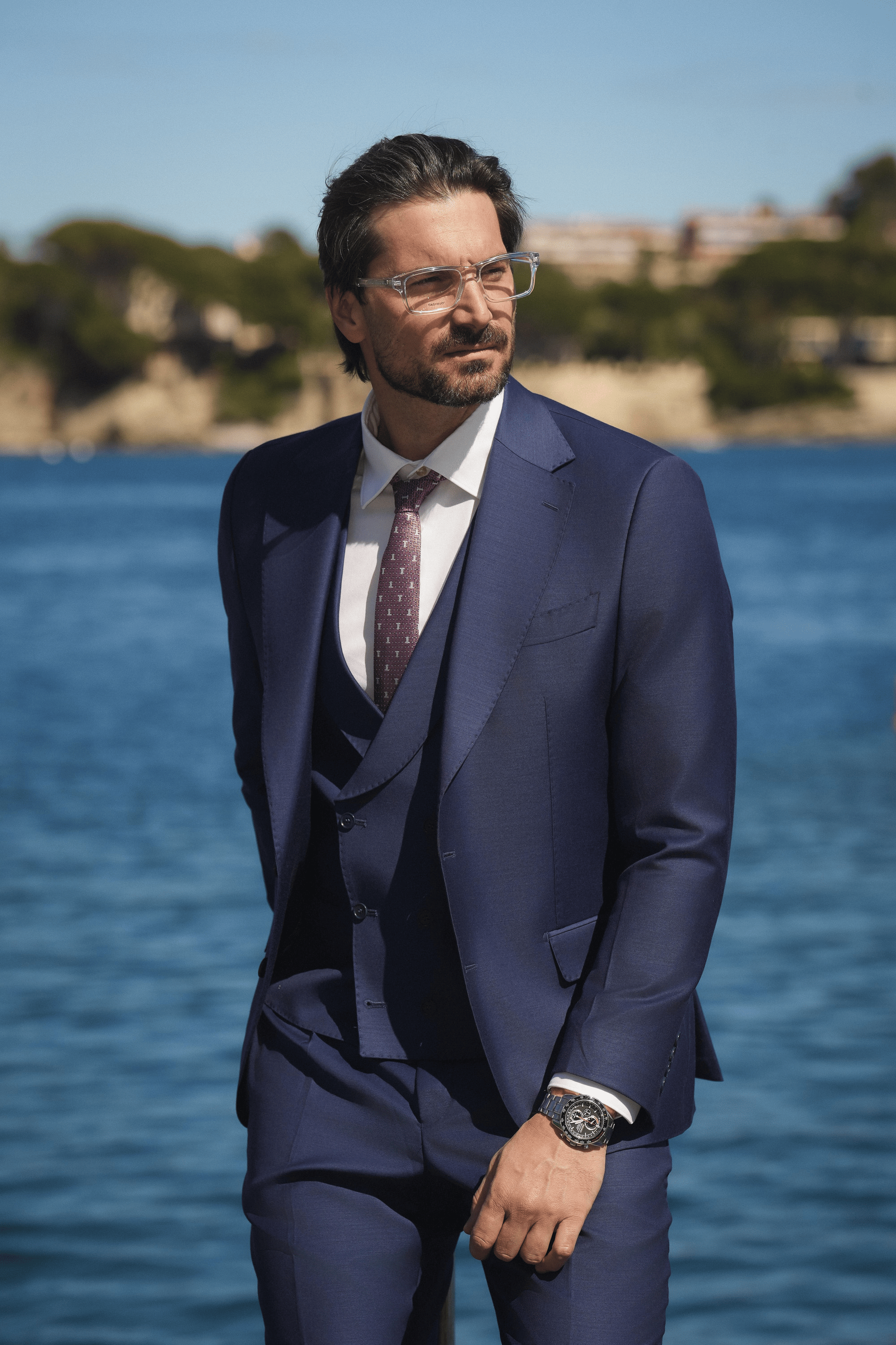 Dunkelblauer Slim-Fit Super 130’s Wollanzug mit Einreiher