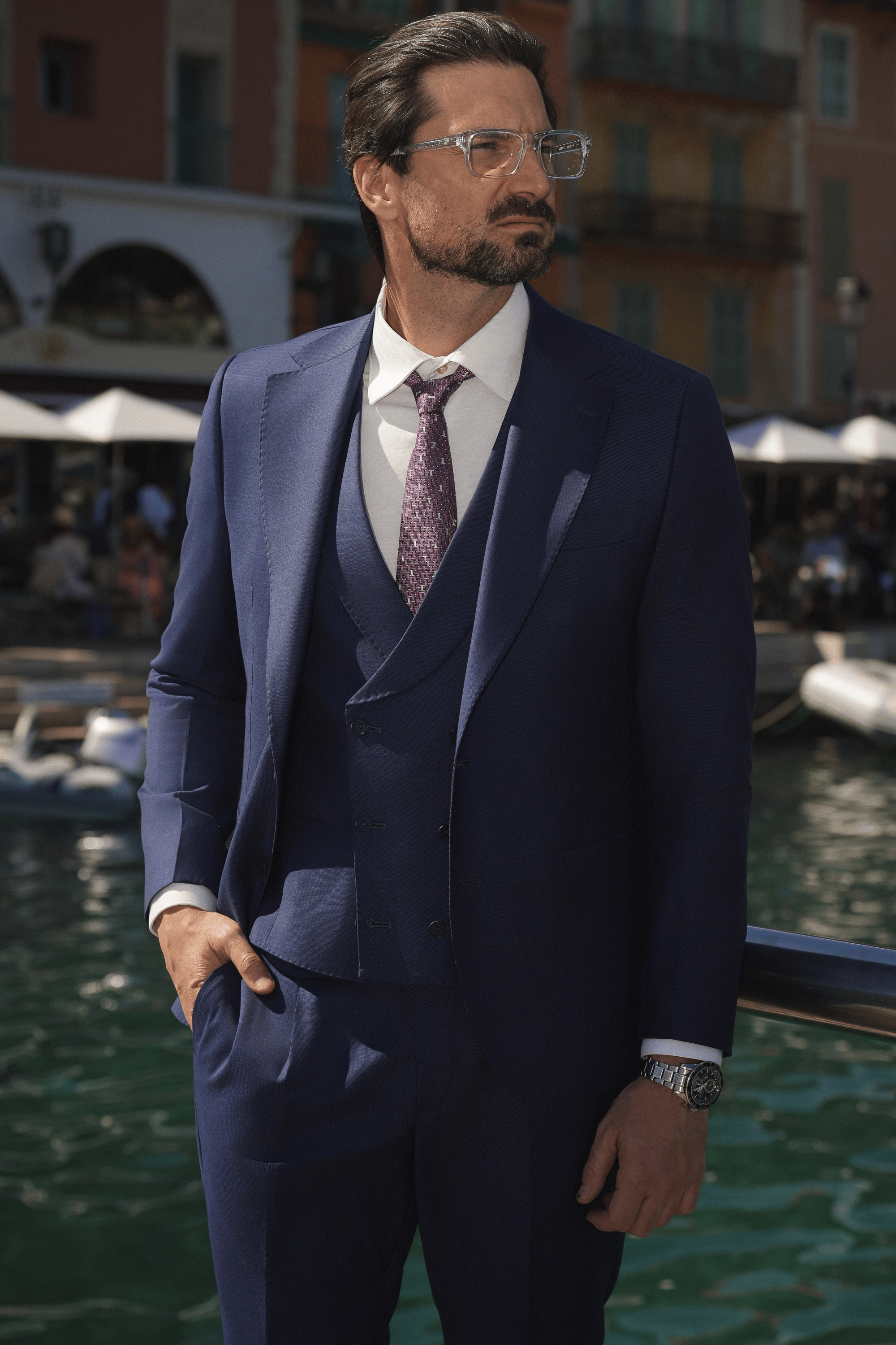 Dunkelblauer Slim-Fit Super 130’s Wollanzug mit Einreiher