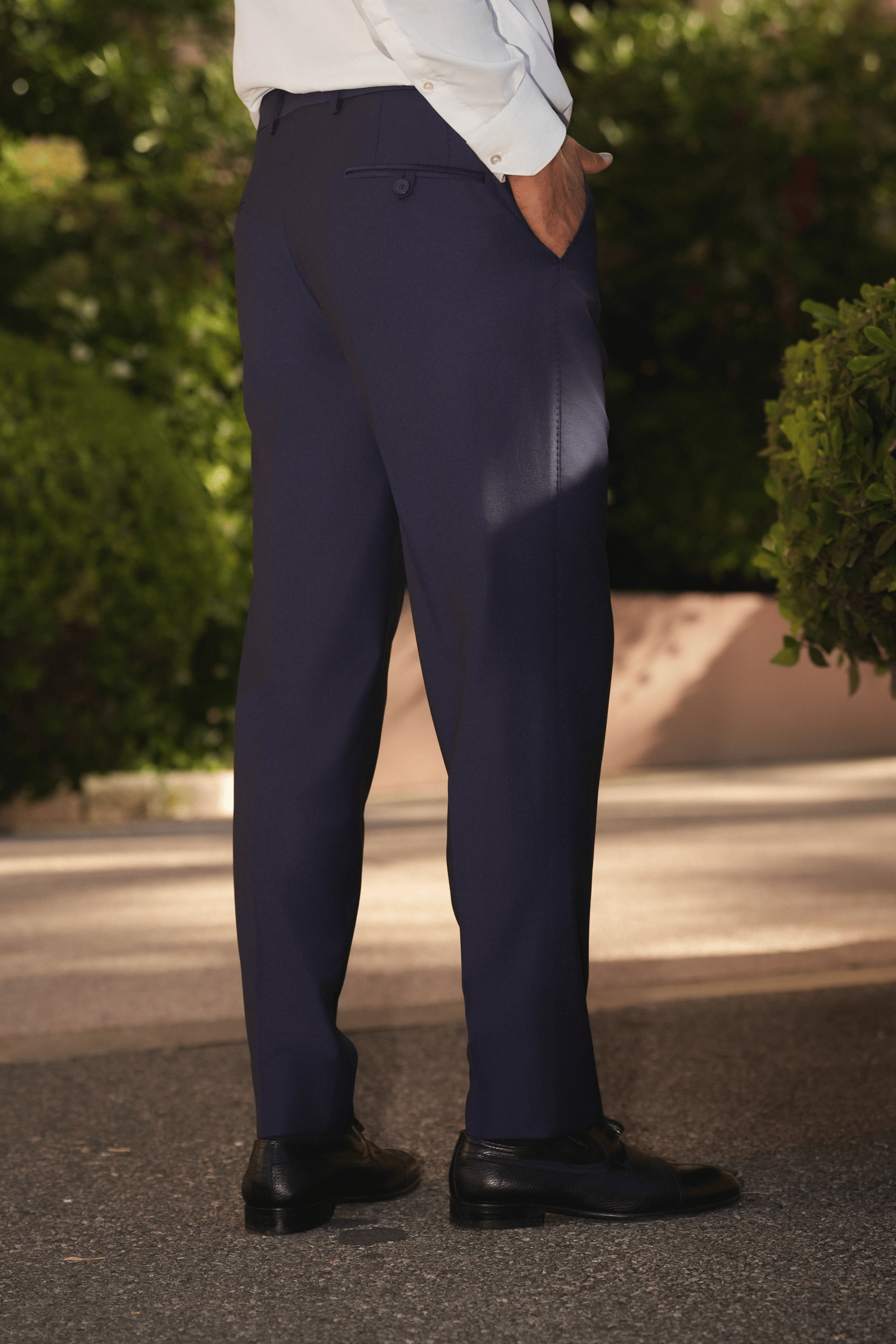 Indigoblauer Slim-Fit Cerruti Wollanzug mit Einreiher