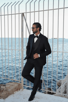 Schwarzer Slim-Fit Cerruti Super 160’s Wollanzug mit Zweireiher