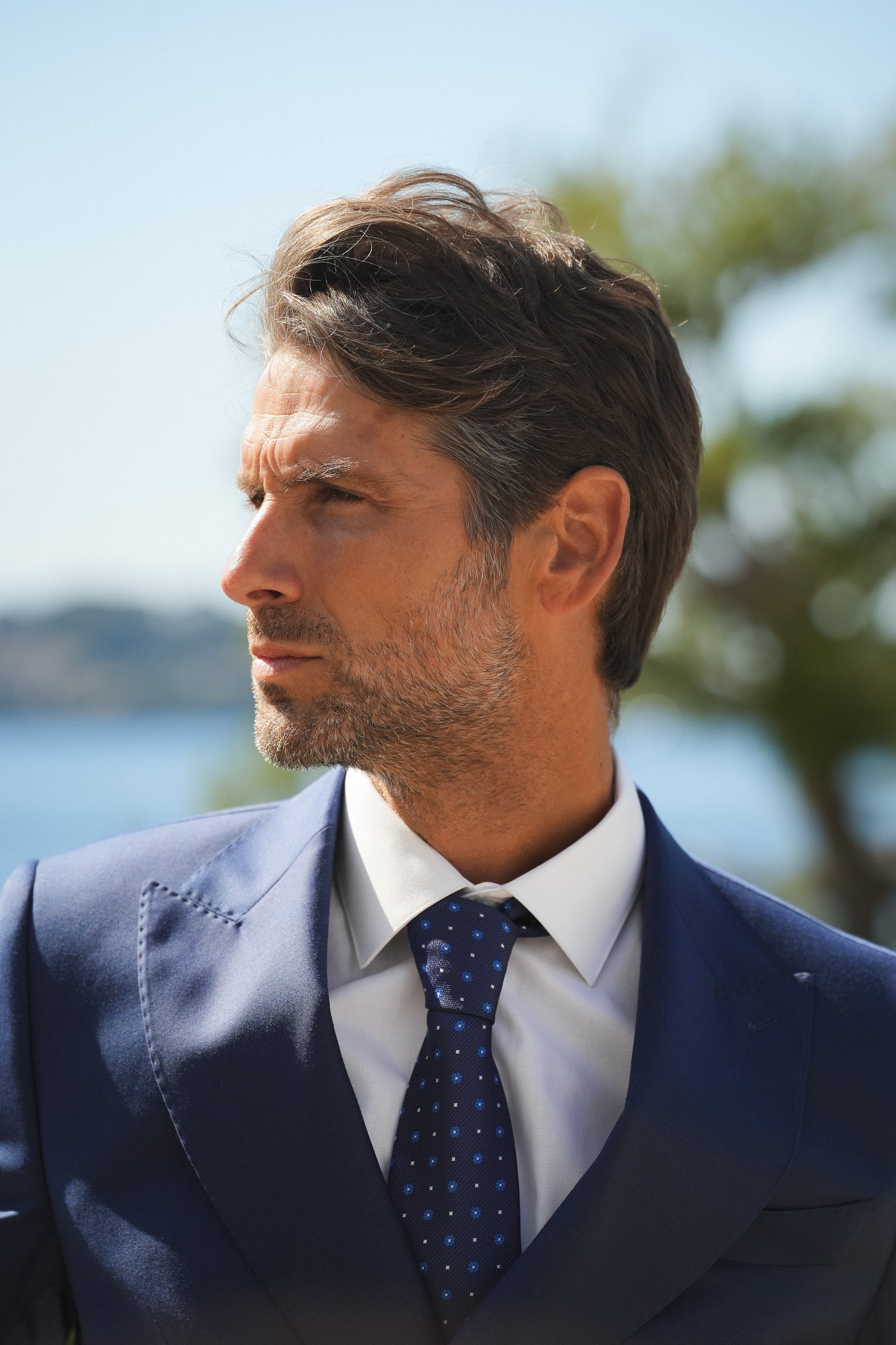 Blauer Slim-Fit Wollanzug mit Zweireiher