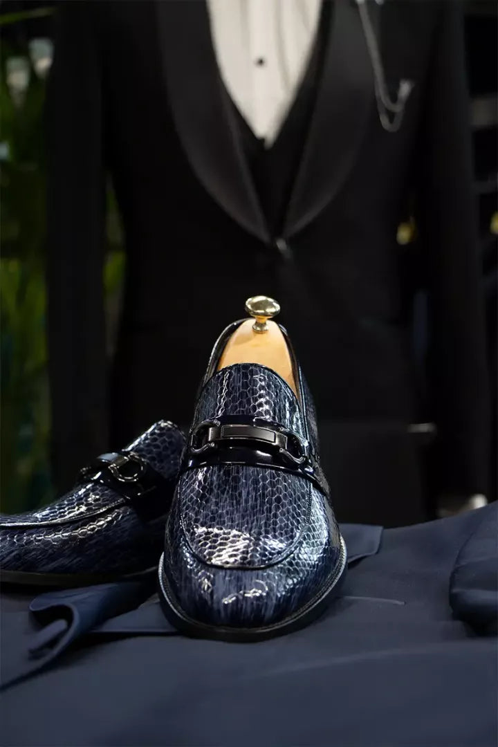 Dunkelblauer Leder-Horsebit-Loafer-Schuh