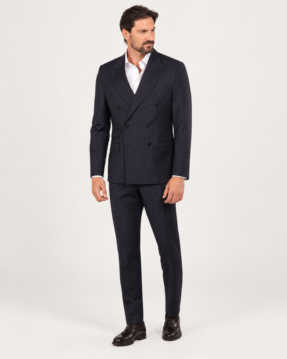 Dunkelblauer Nadelstreifen-Slim-Fit-Zweireiher aus Wolle