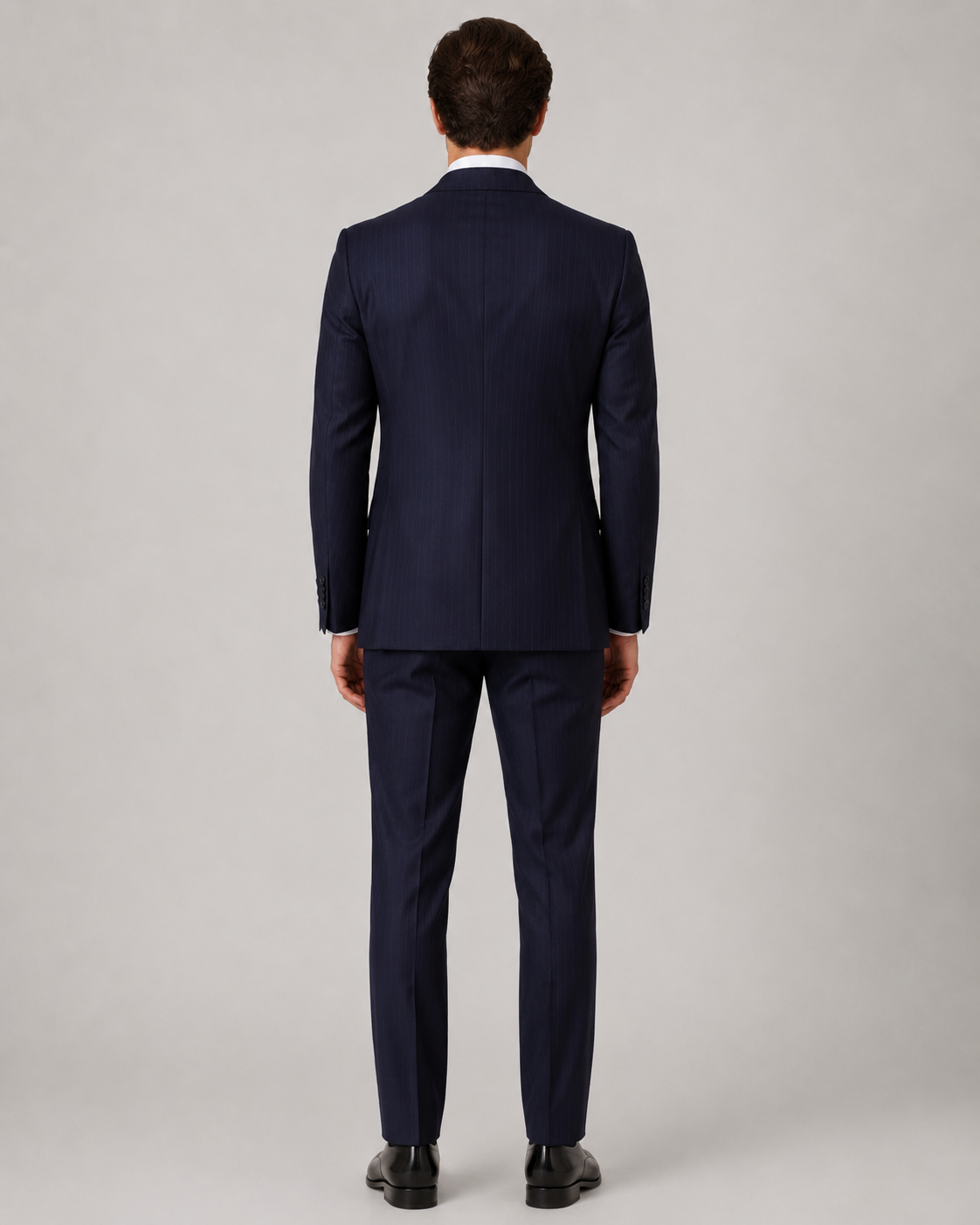 Dunkelblauer Modern Fit Streifen Einreiher Anzug