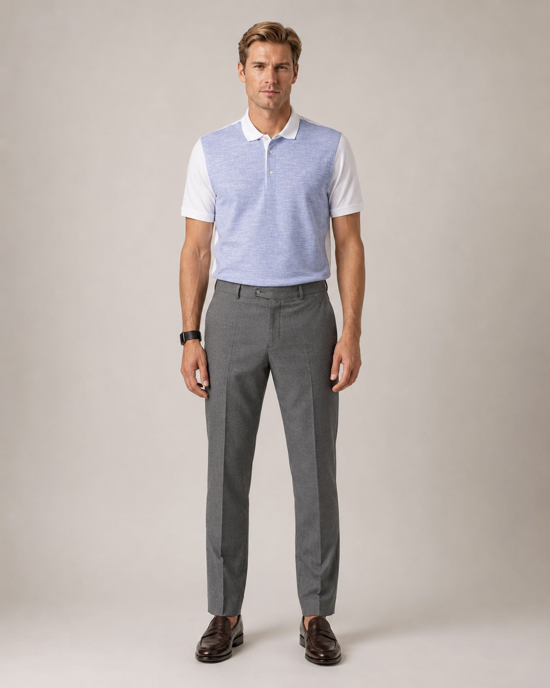 Hellblau und weiss gemustertes Polo-Shirt aus Baumwolle