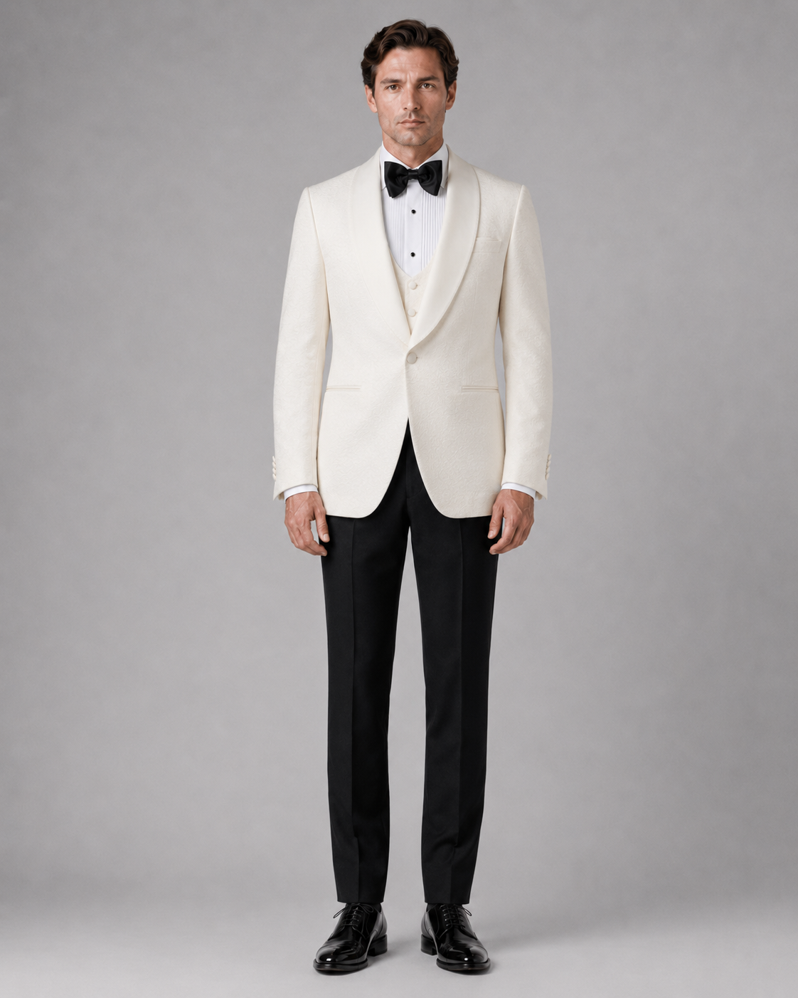 Smoking Herren Weiss – Hochzeitsanzug in Ivory mit Satin-Revers