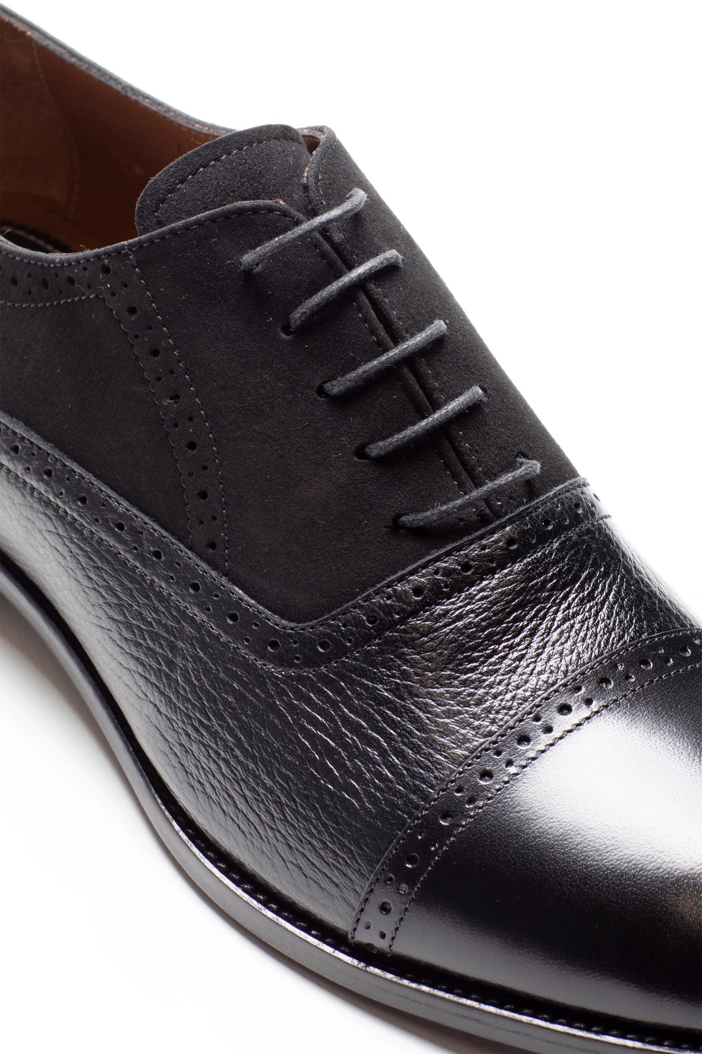 Schwarze klassische Schuhe