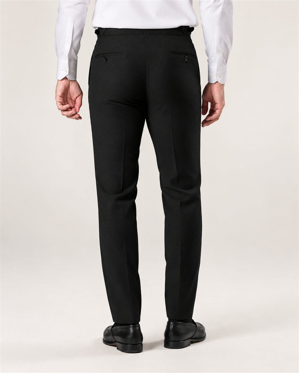Schwarze Tailored-Fit Stoffhose aus Super-130’s-Wolle
