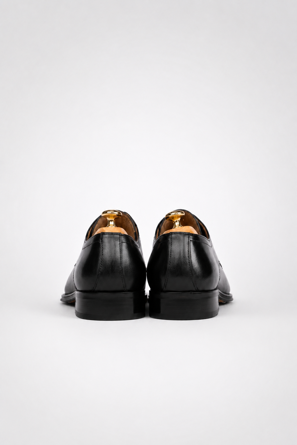 Black calfskin Derby shoes