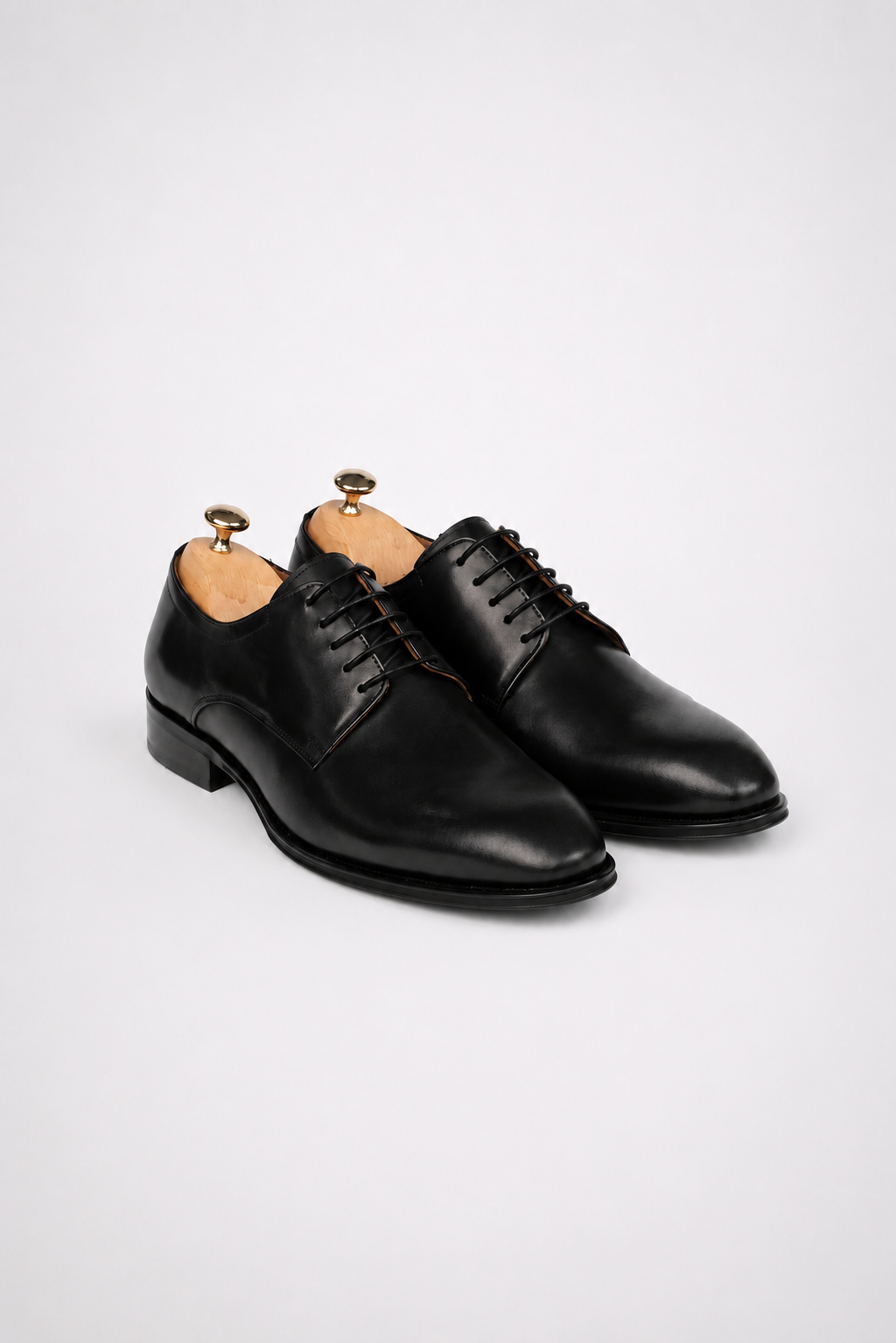 Black calfskin Derby shoes