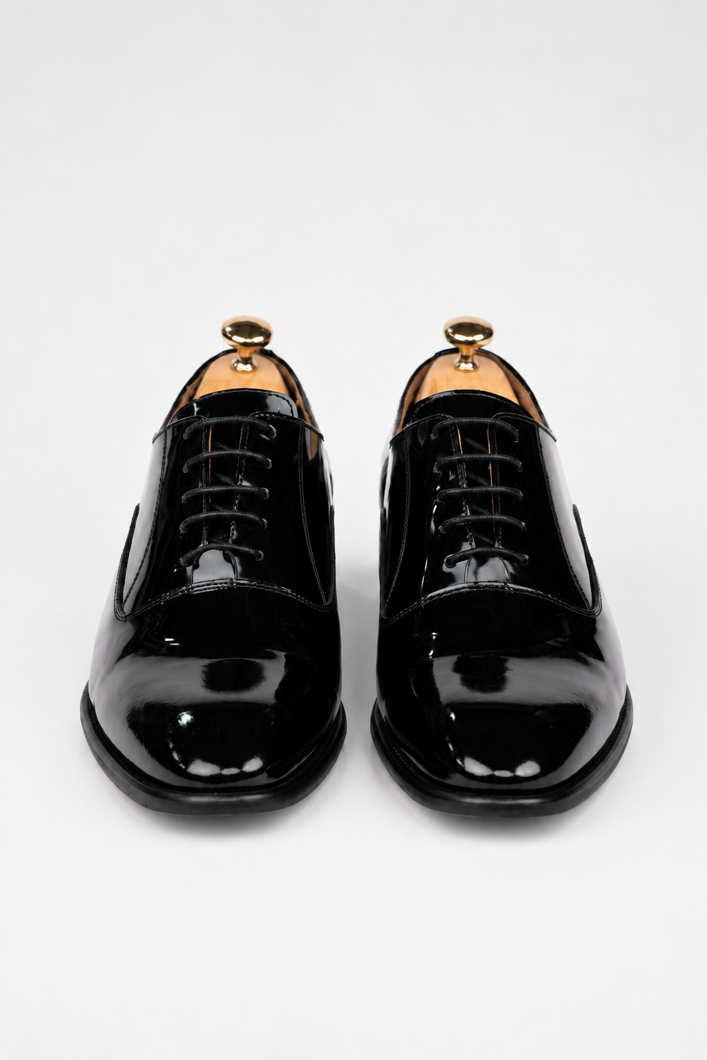 Black patent calf leather Oxford shoes