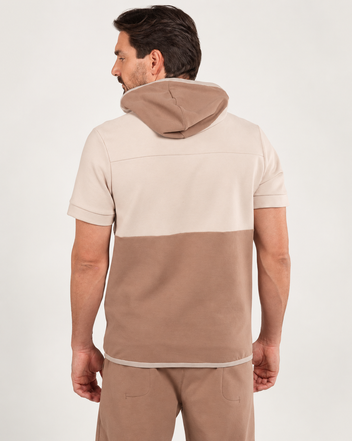Zweifarbiger Trainingsanzug mit Kurzarm-Hoodie in Beige
