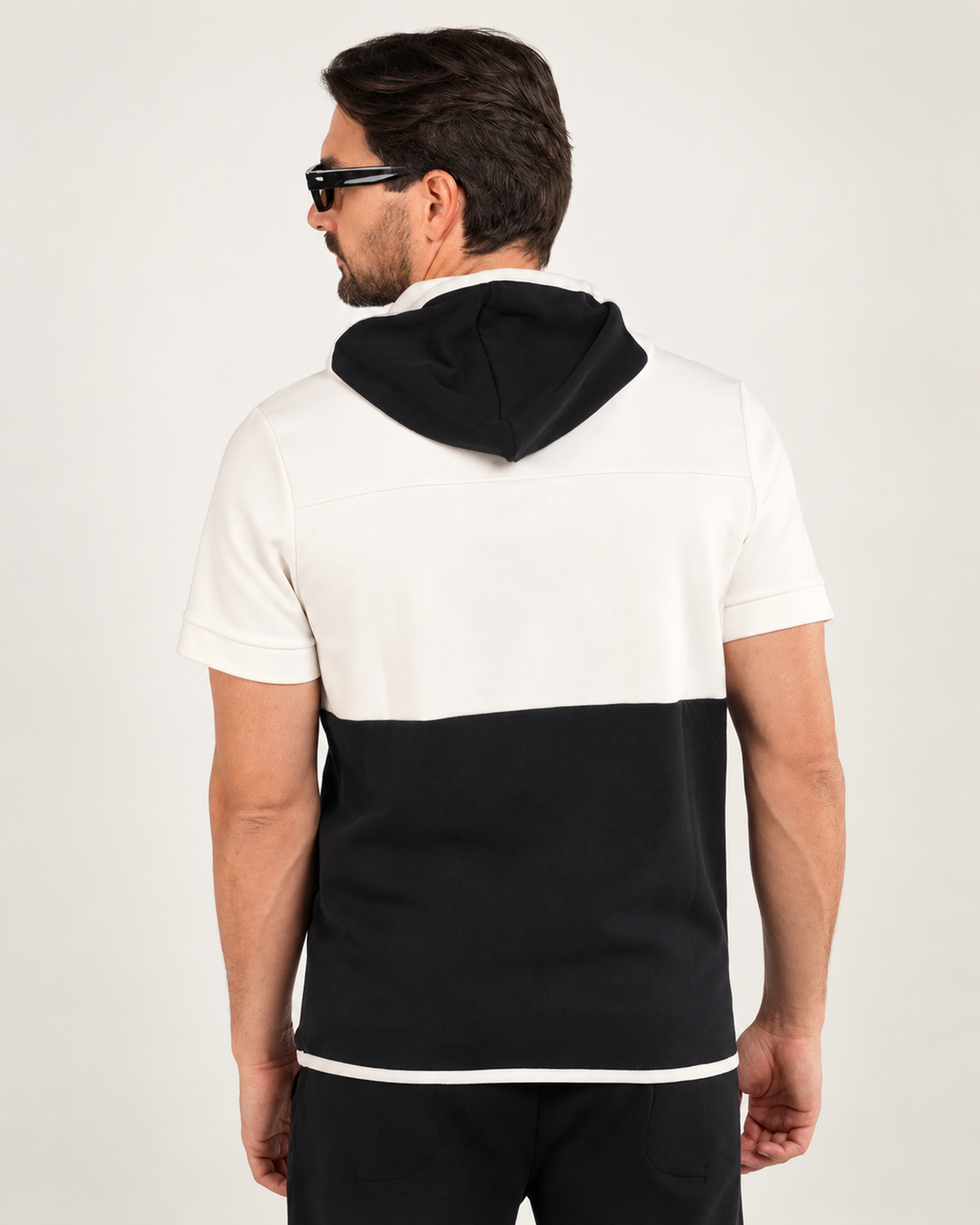Zweifarbiger Trainingsanzug mit Kurzarm-Hoodie in Marineblau