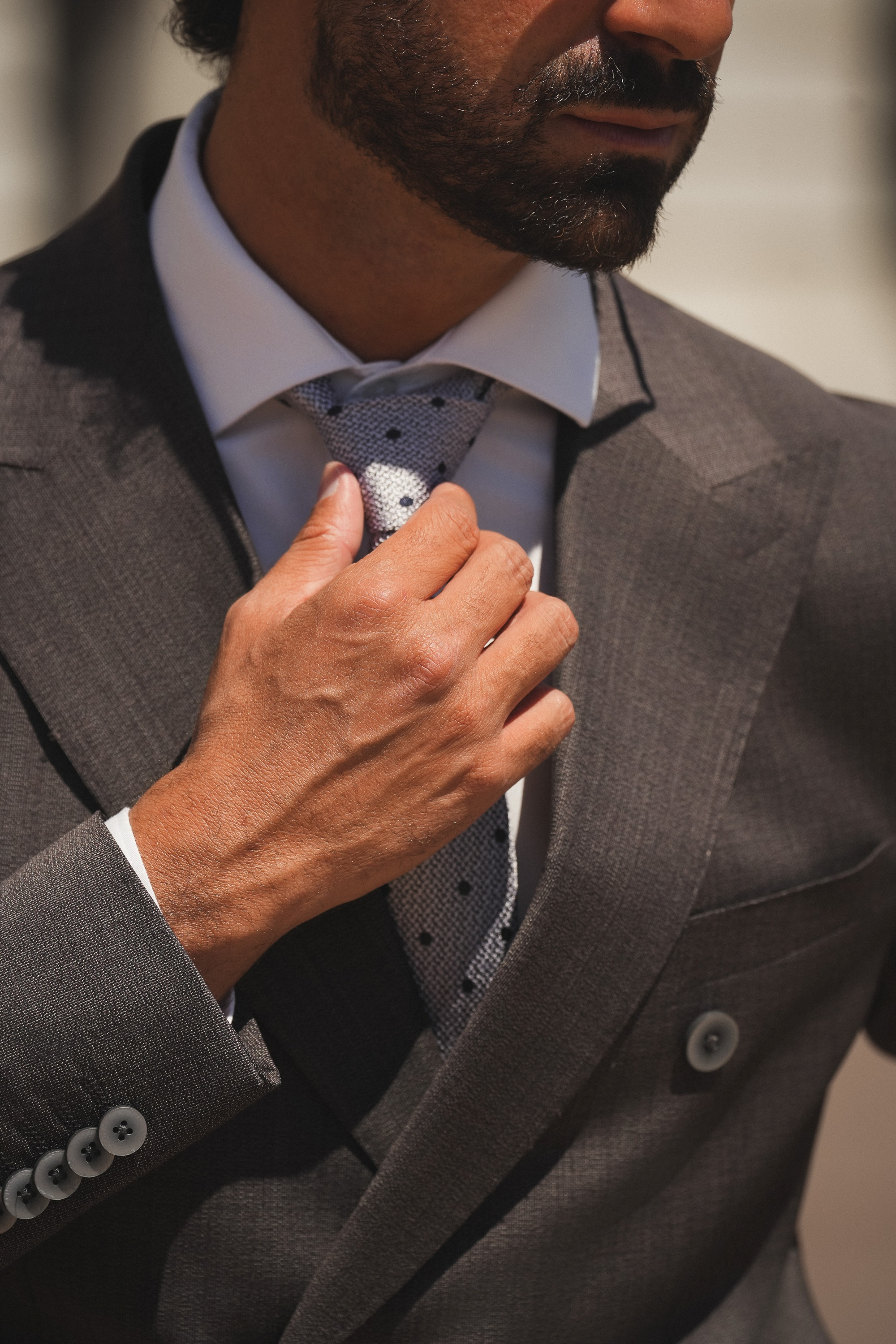 Brauner Slim-Fit Wollanzug mit Zweireiher