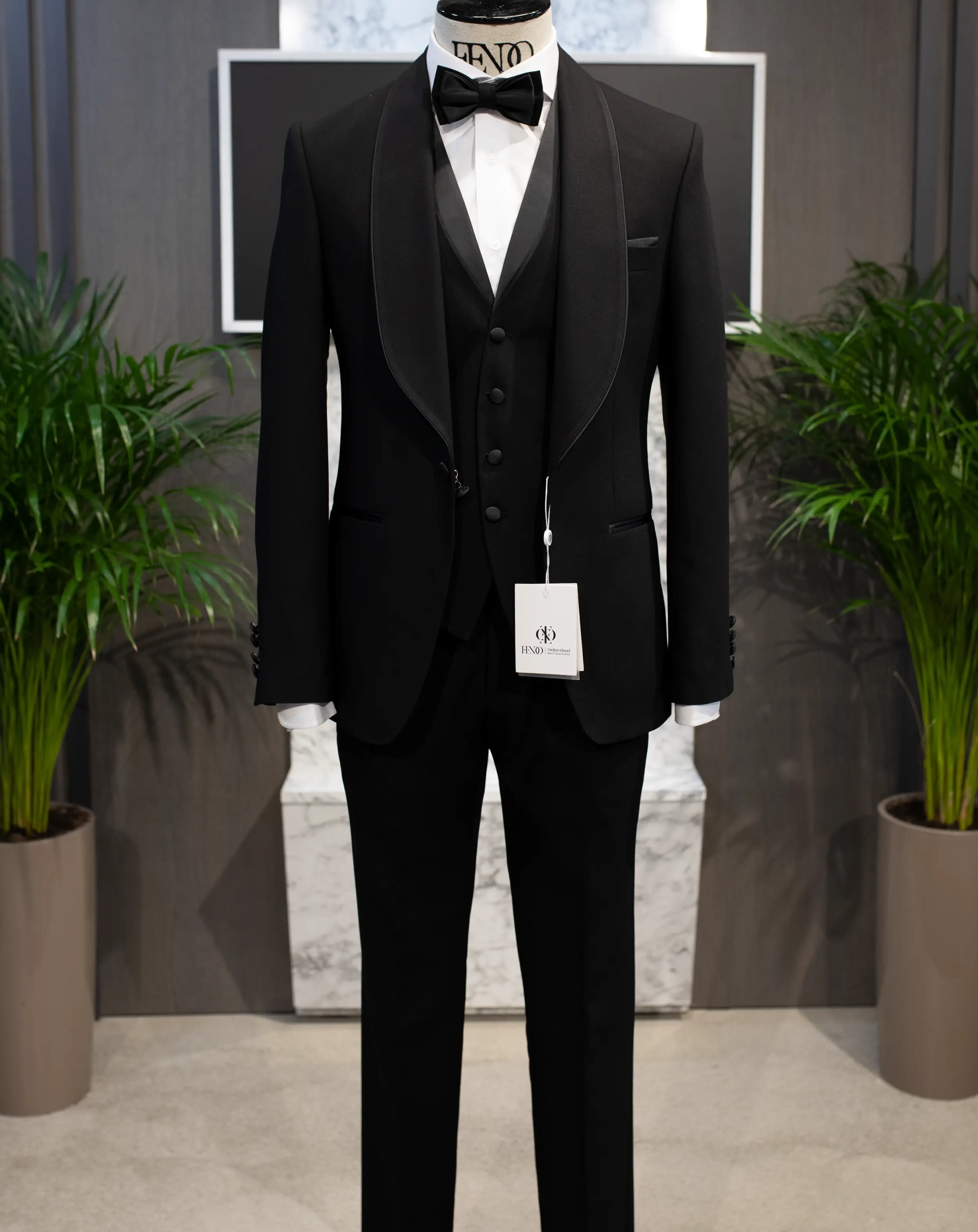 Limoges black tuxedo suit