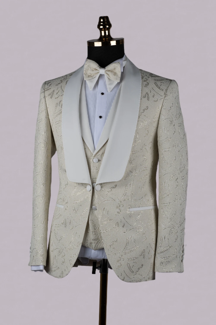 Pamplona cream-colored tuxedo